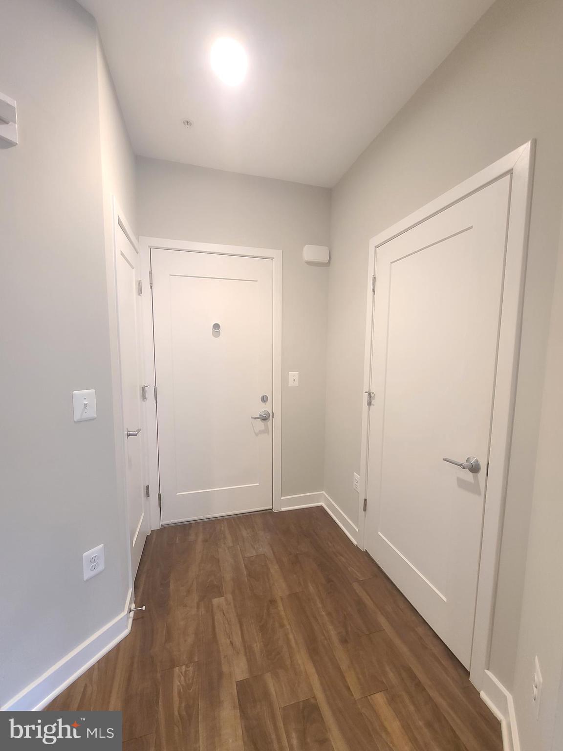 TRAFALGAR FLATS - Residential Lease