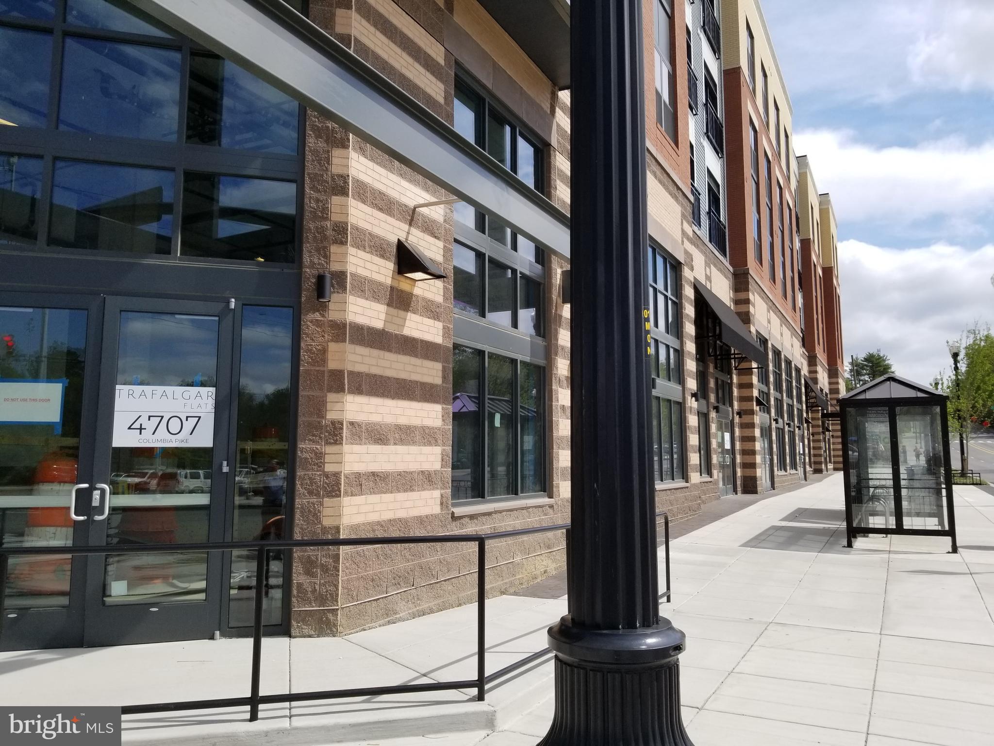 TRAFALGAR FLATS - Residential Lease