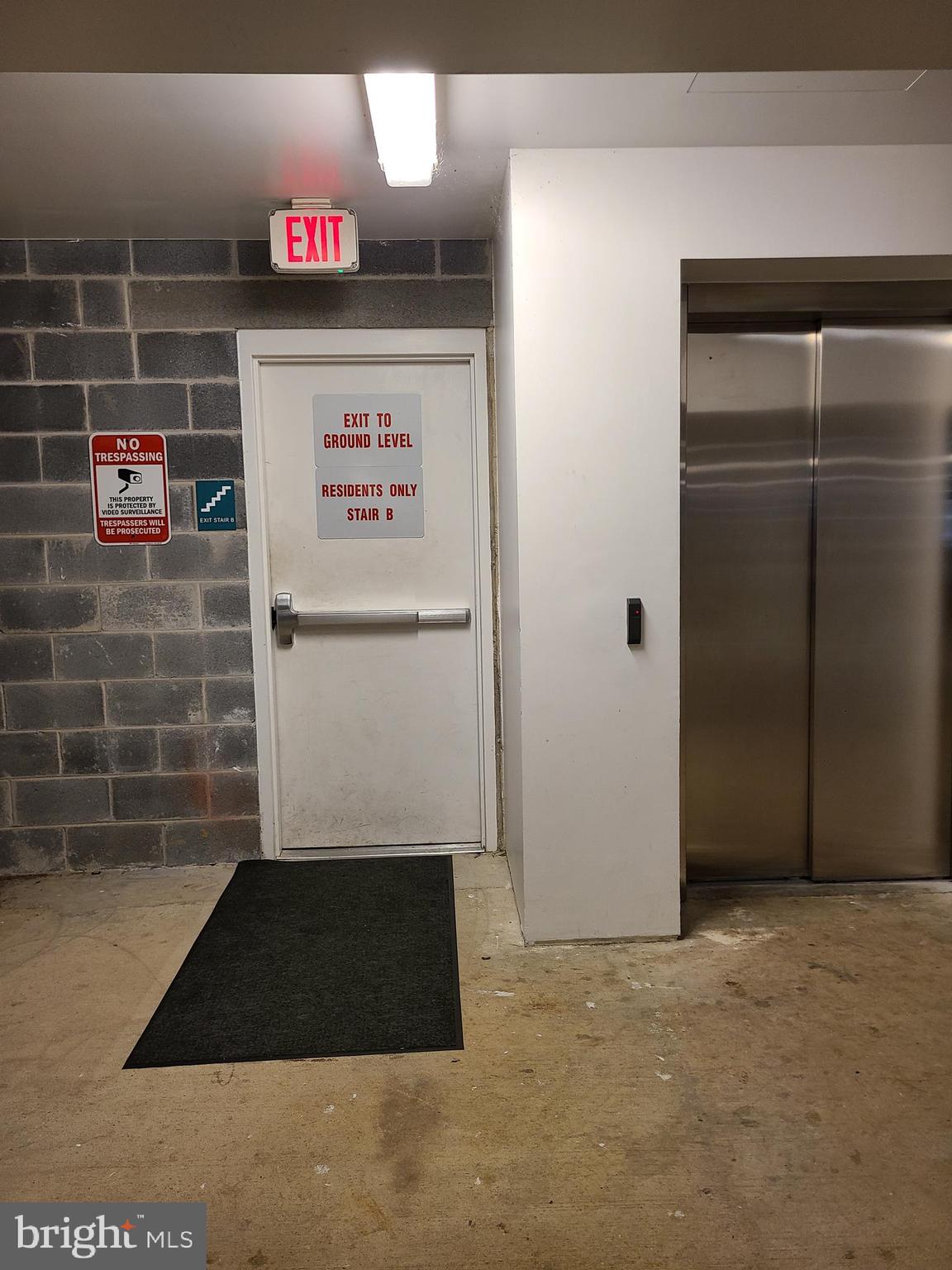 TRAFALGAR FLATS - Residential Lease