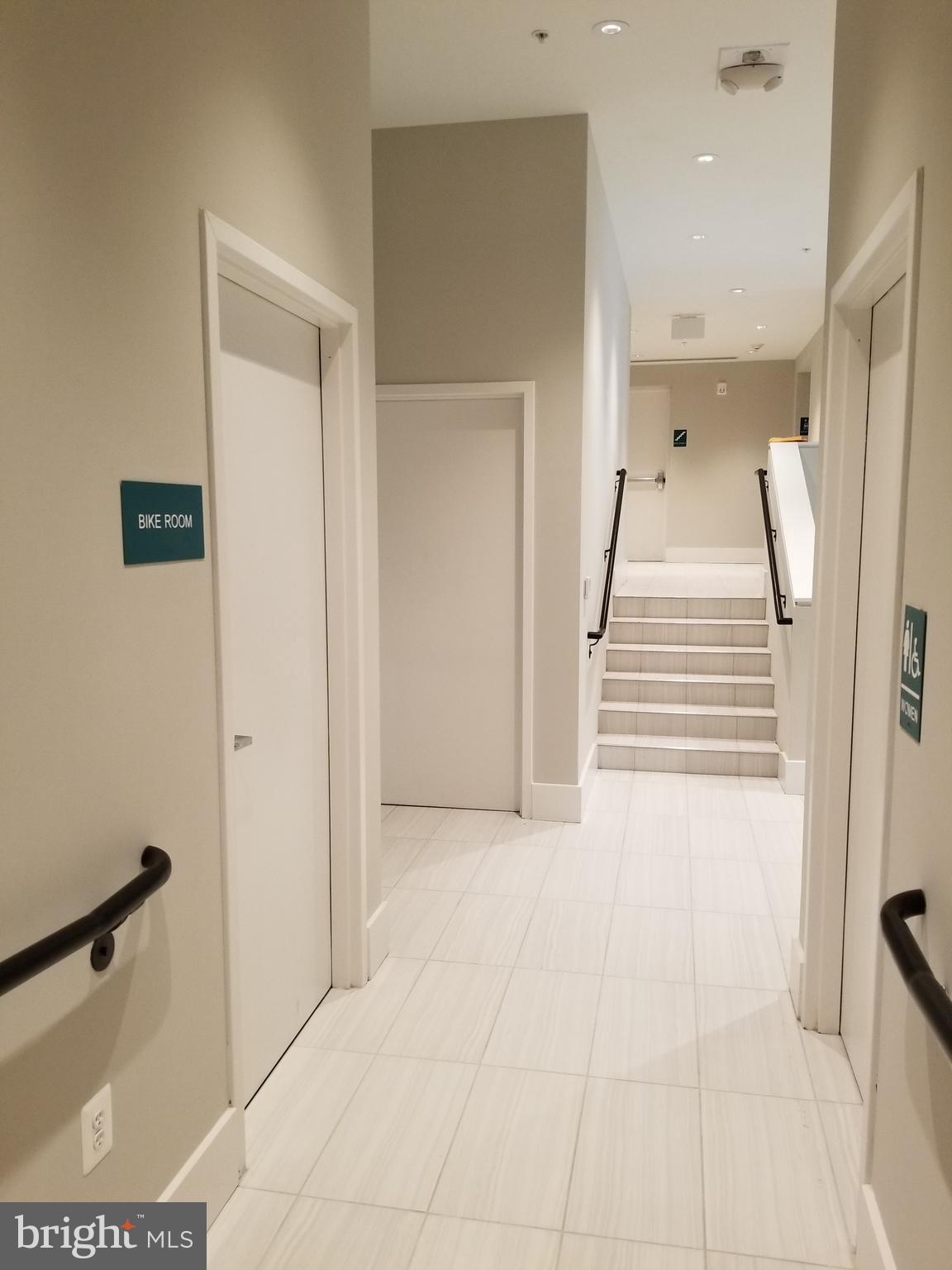 TRAFALGAR FLATS - Residential Lease