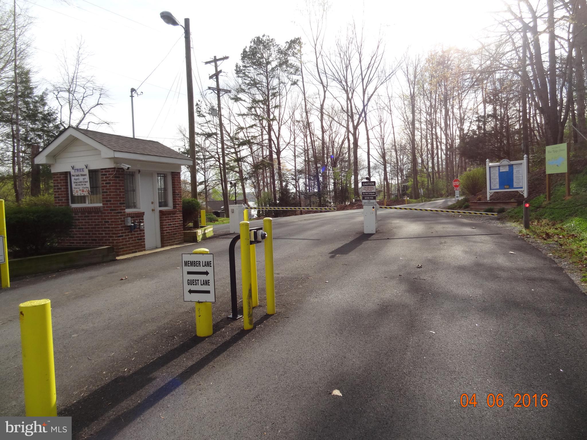 BLUE RIDGE SHORES - Residential