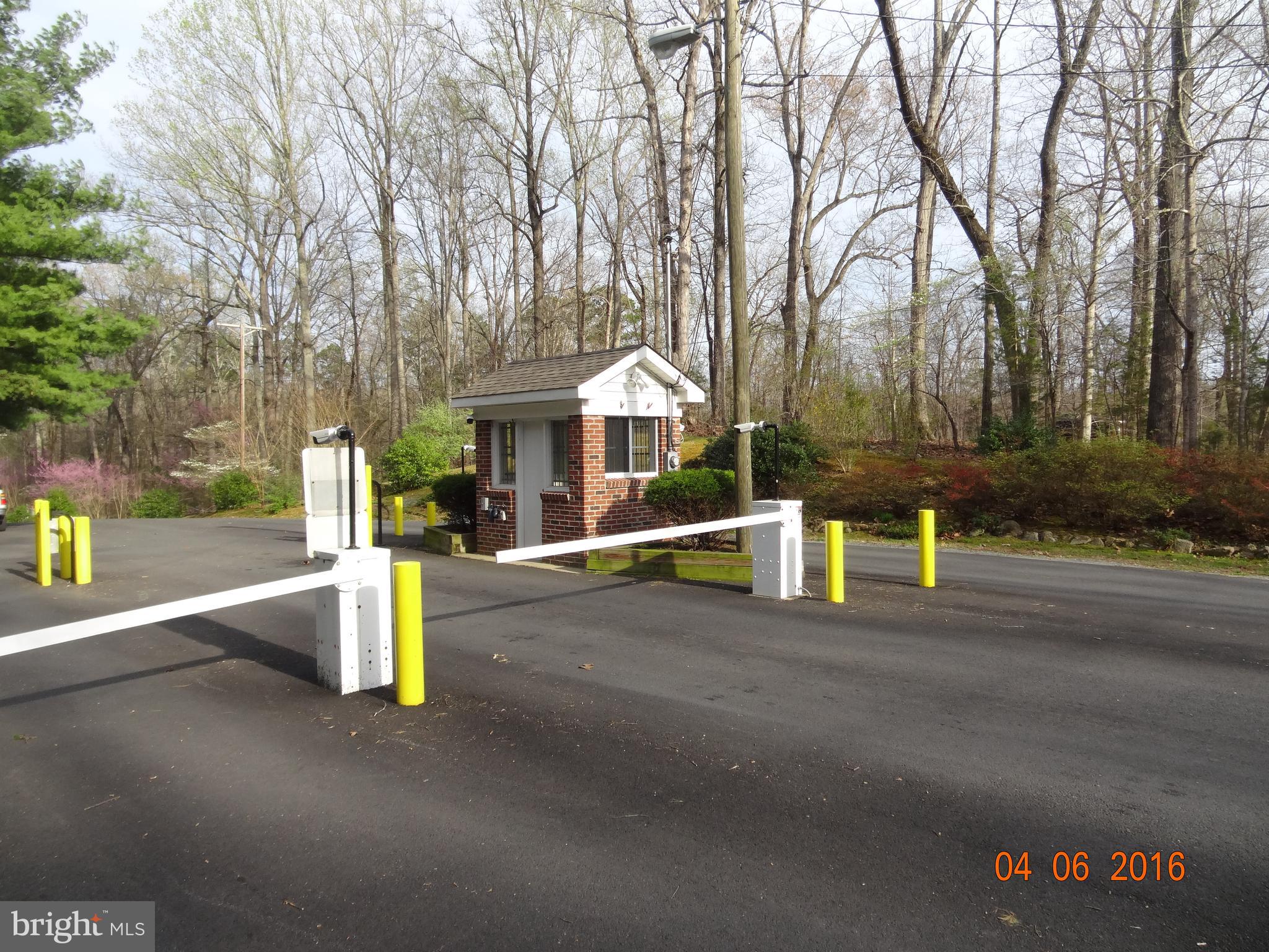 BLUE RIDGE SHORES - Residential