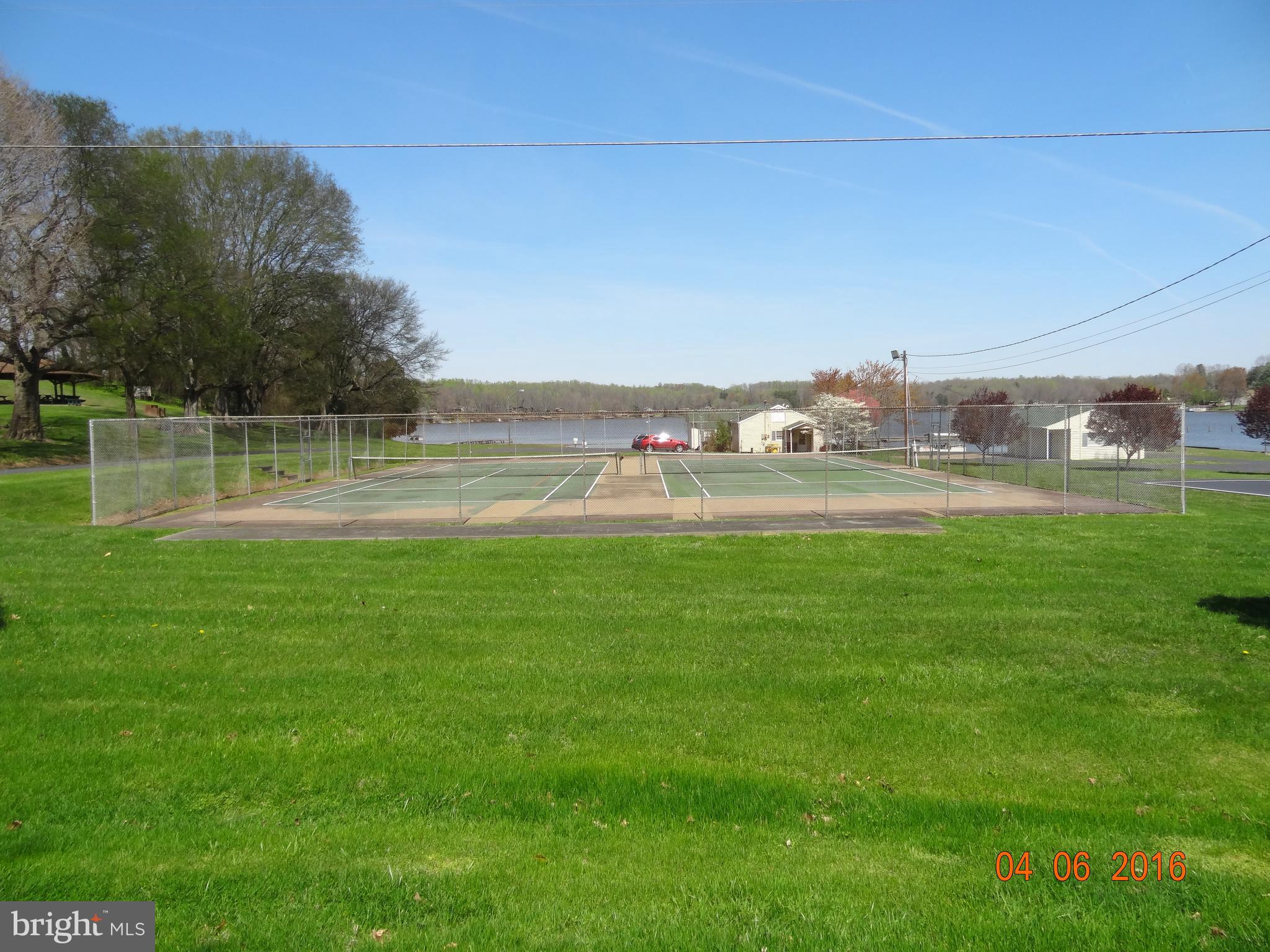 BLUE RIDGE SHORES - Residential