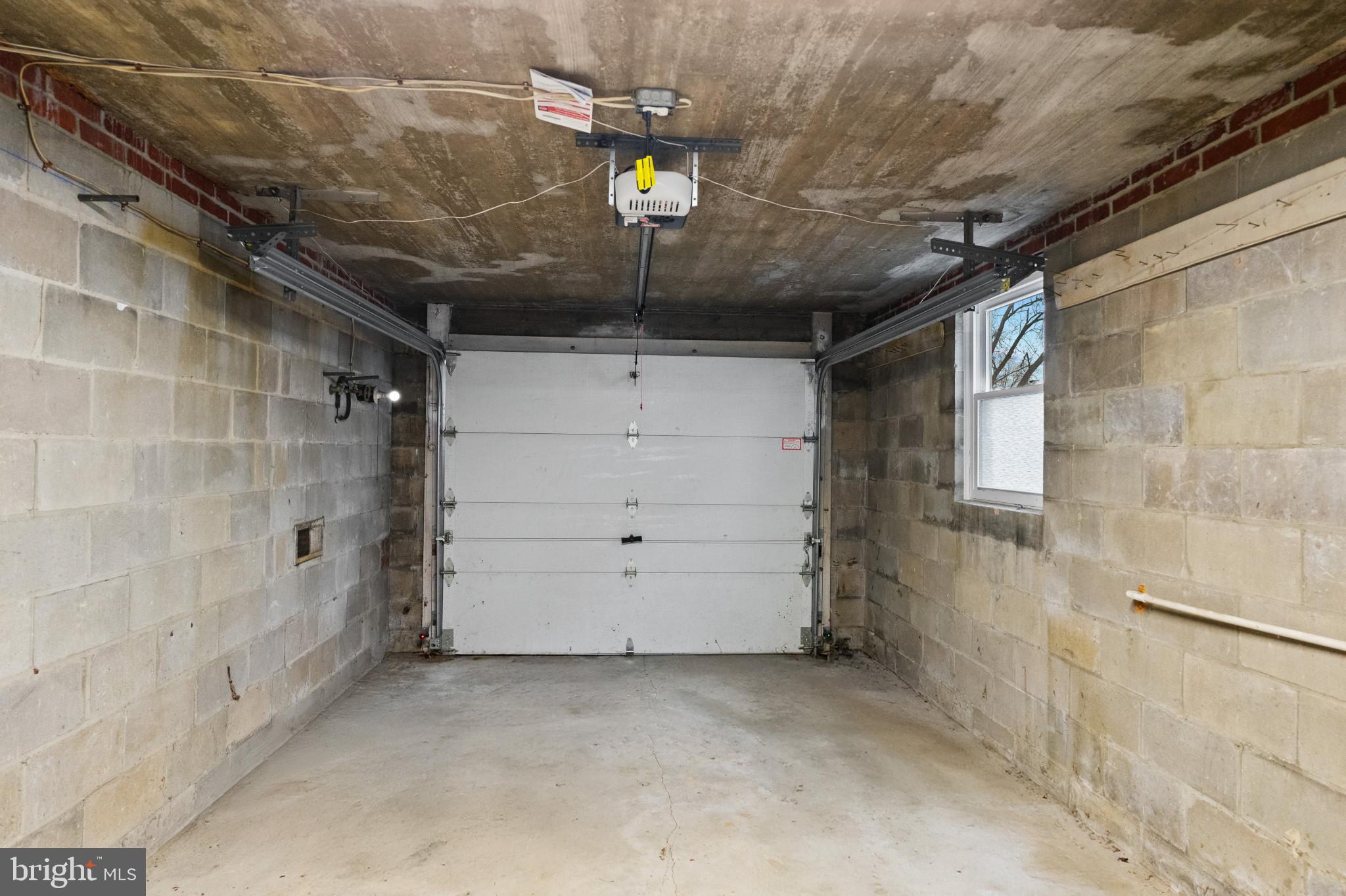 OVERLEA - Residential