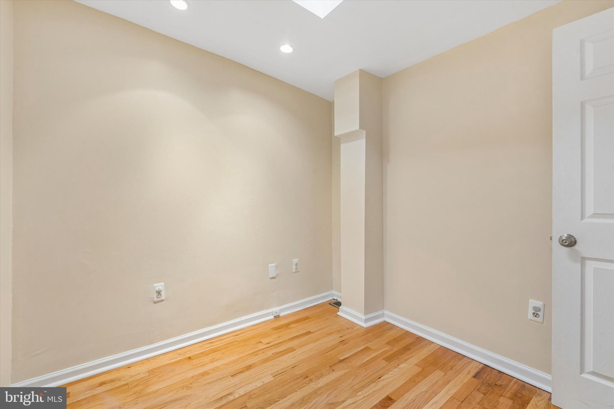 GRADUATE HOSPITAL - Residential