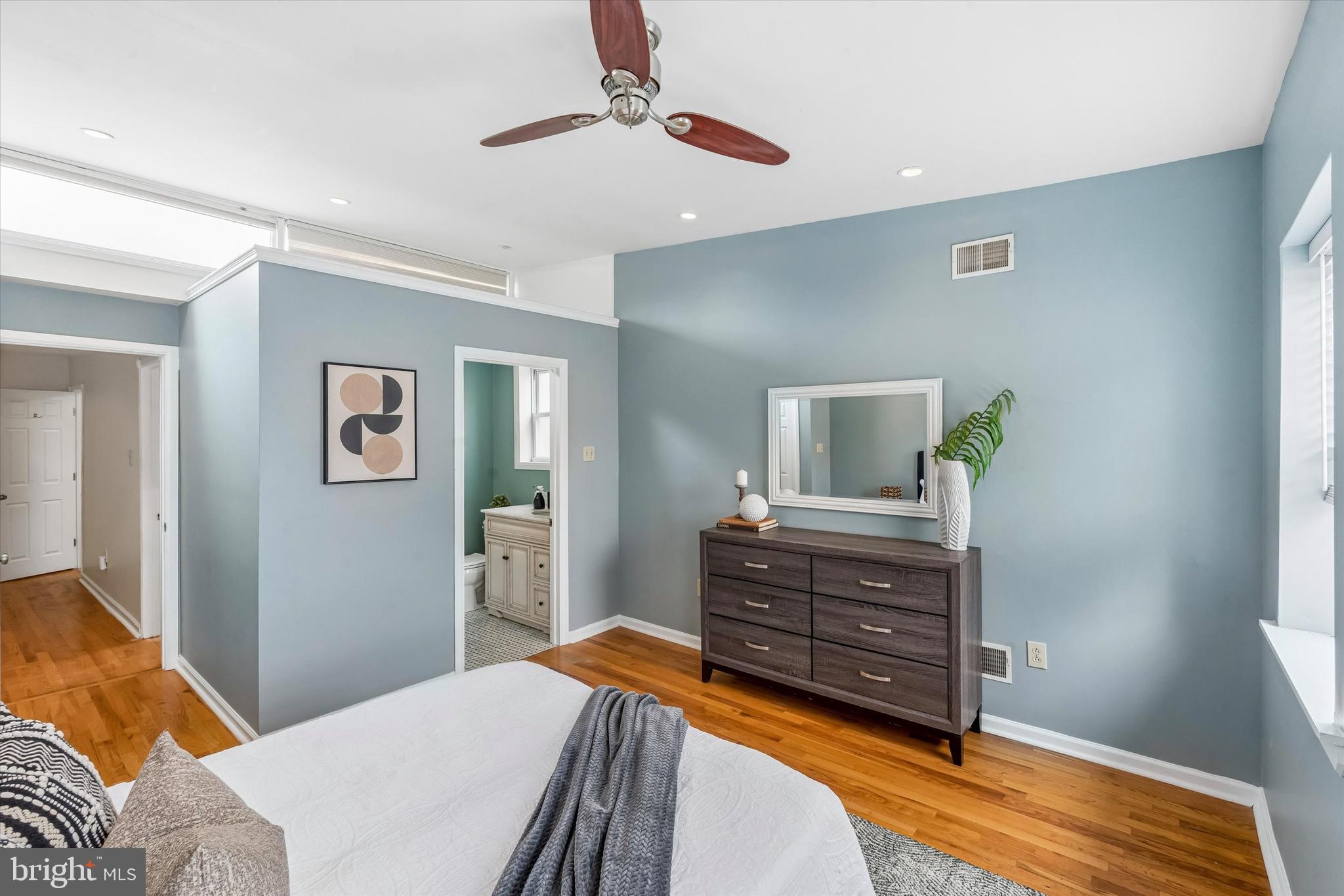 GRADUATE HOSPITAL - Residential