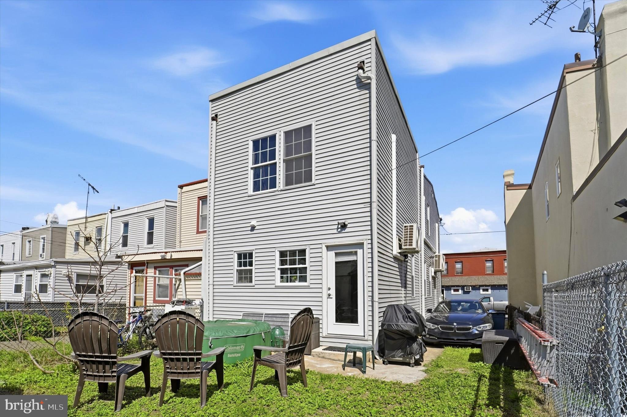 BRIDESBURG - Residential