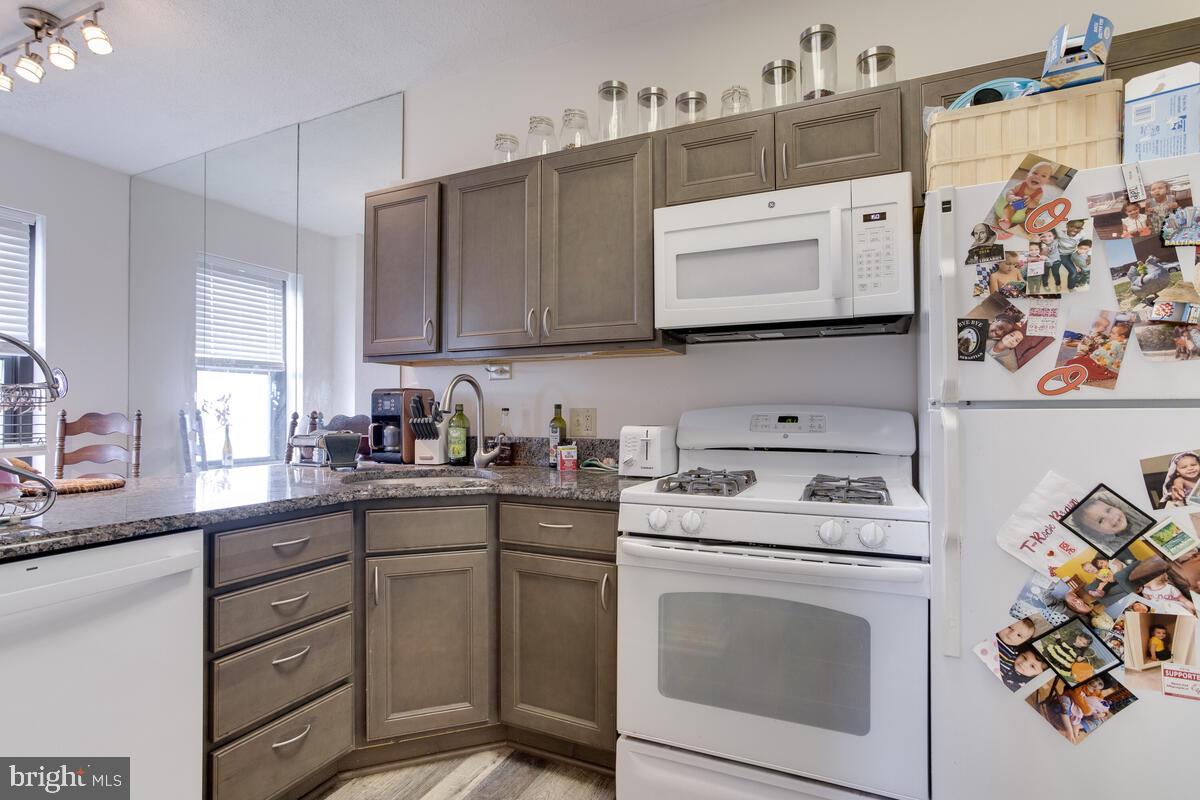 MOUNT VERNON PLACE HISTORIC DISTRICT - Residential