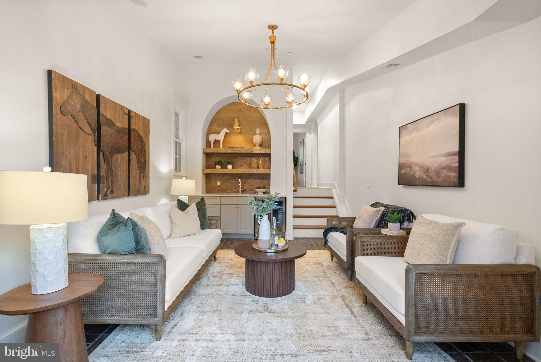 CHEVY CHASE VILLAGE - Residential