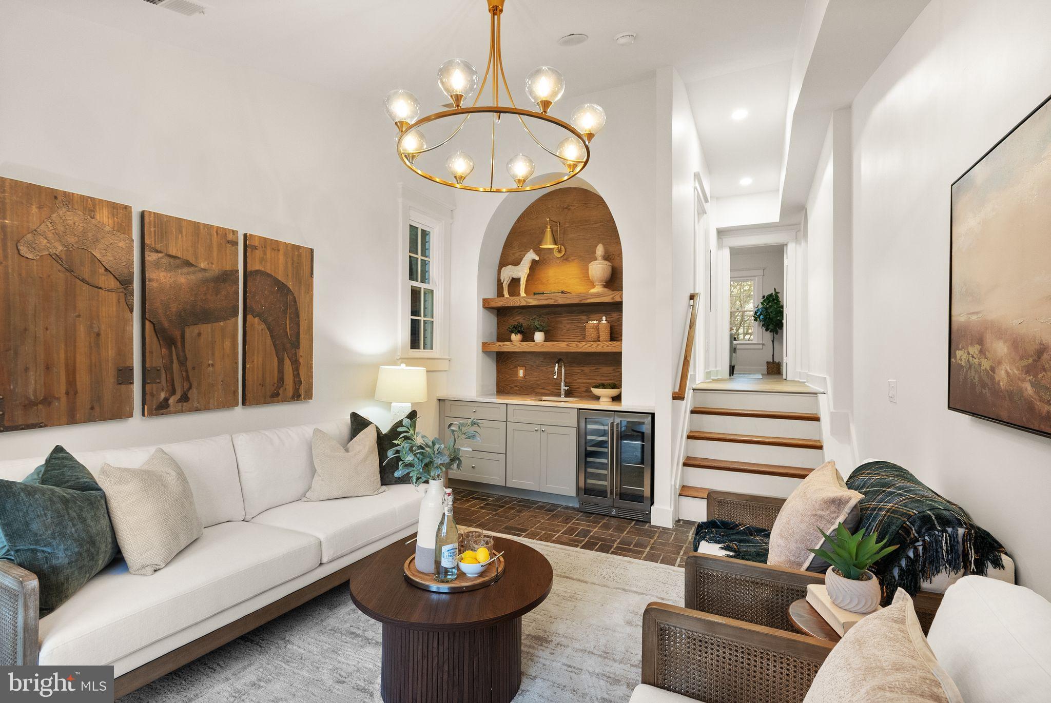 CHEVY CHASE VILLAGE - Residential