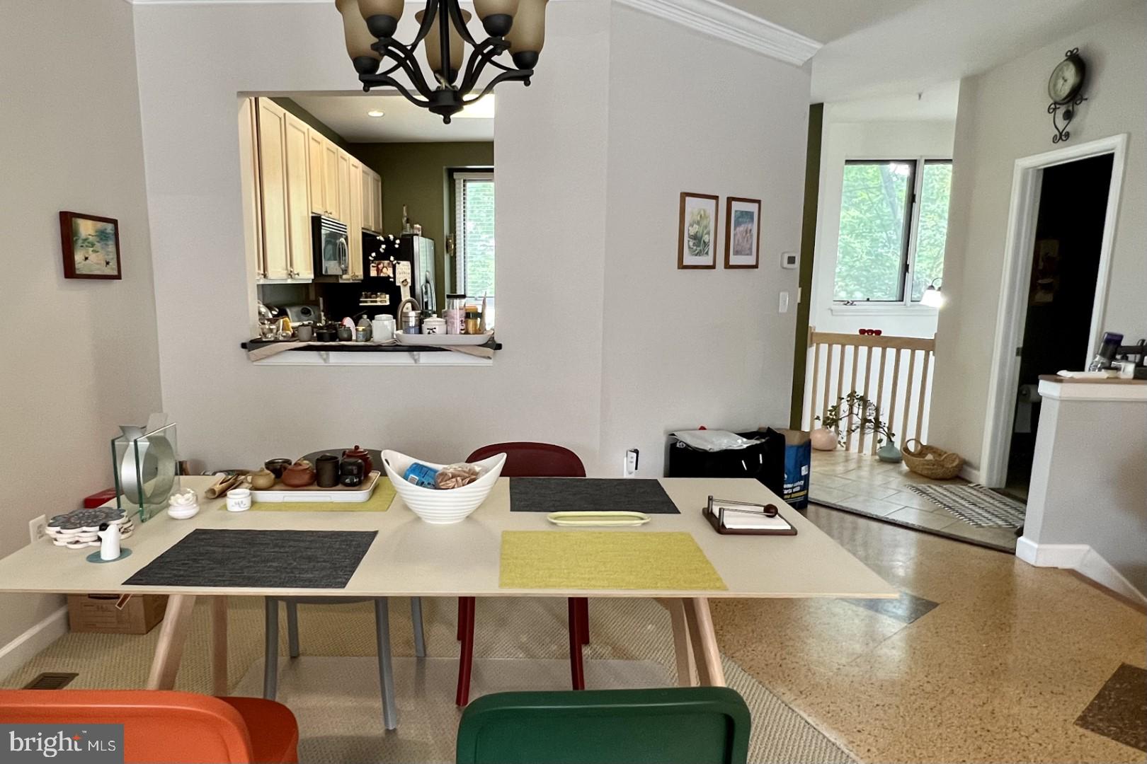 SUMMIT CHASE - Residential Lease