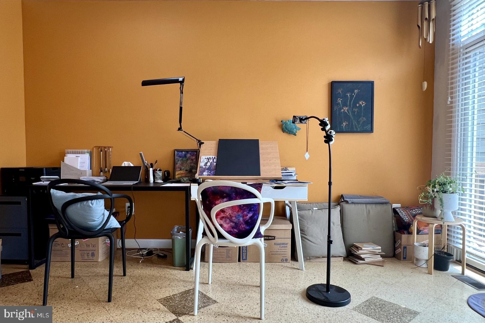 SUMMIT CHASE - Residential Lease