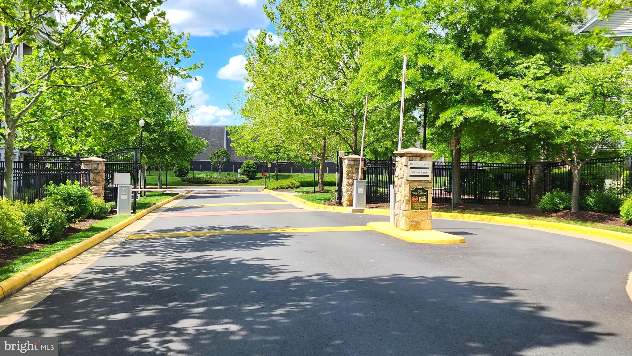 STONEGATE - Residential