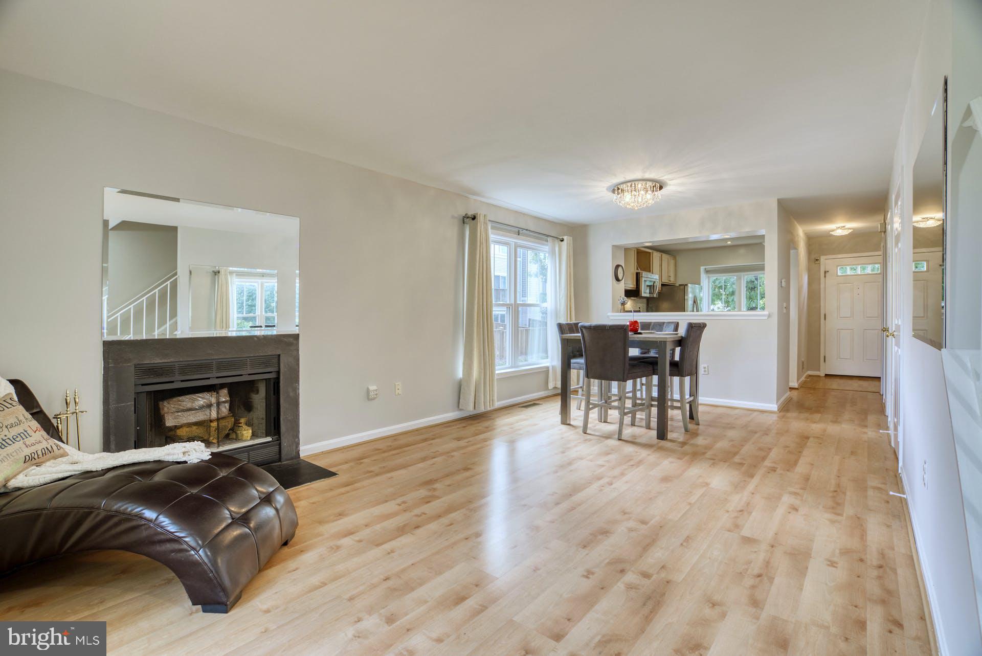 DUNDREE KNOLL - Residential