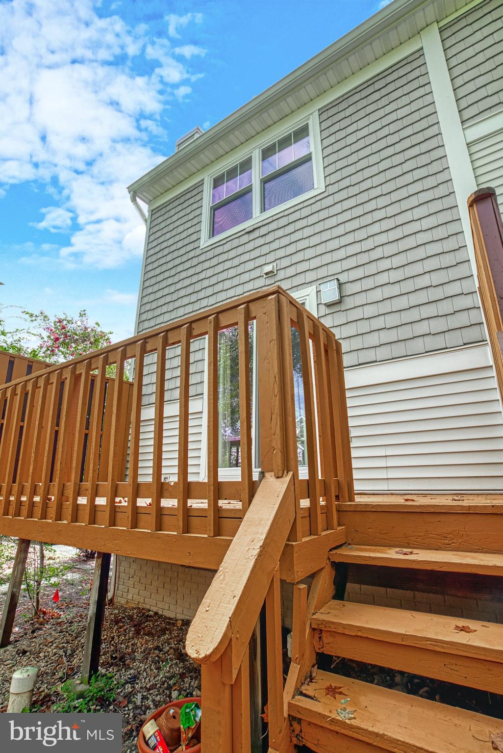 DUNDREE KNOLL - Residential