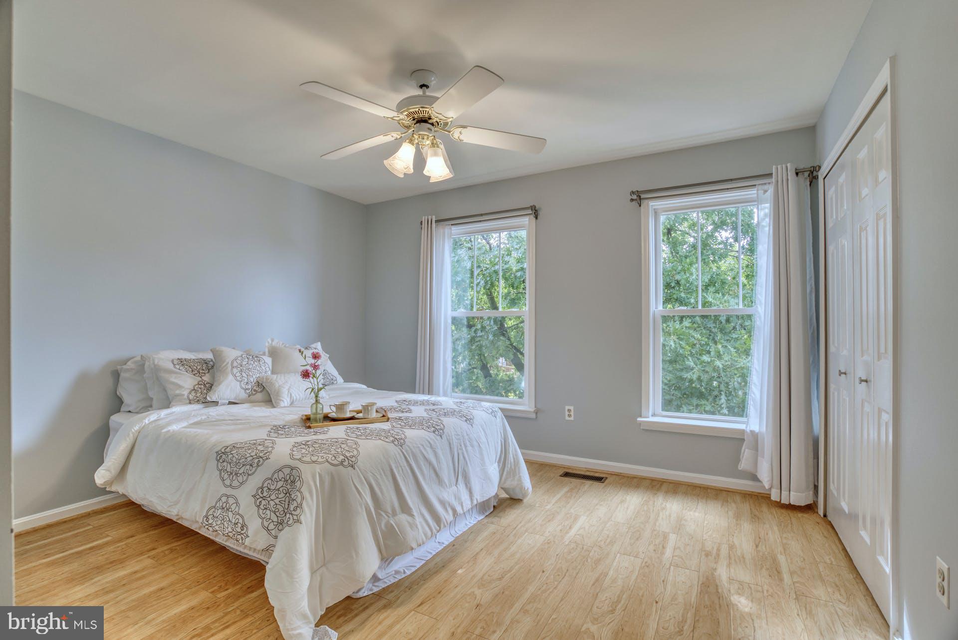 DUNDREE KNOLL - Residential