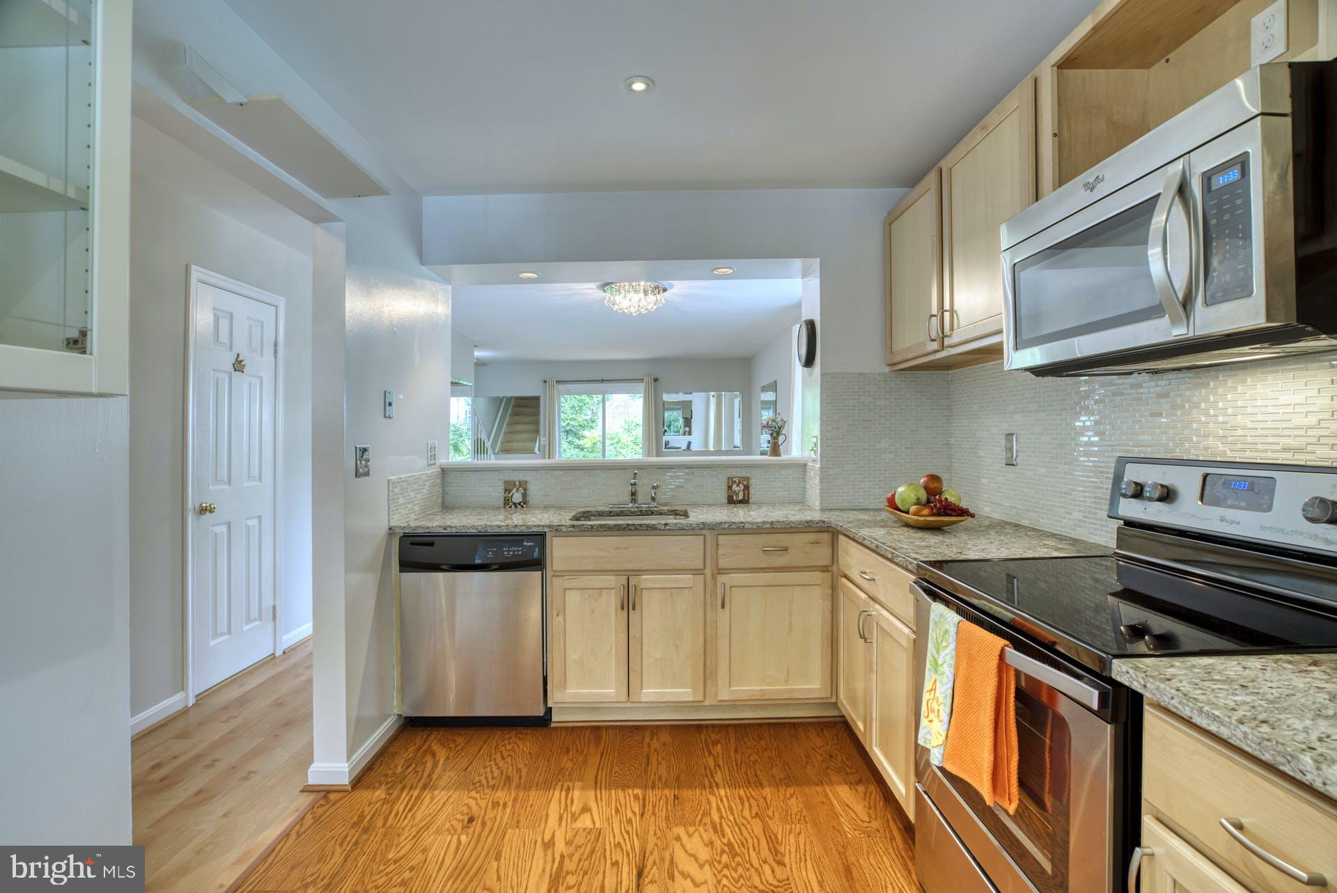 DUNDREE KNOLL - Residential