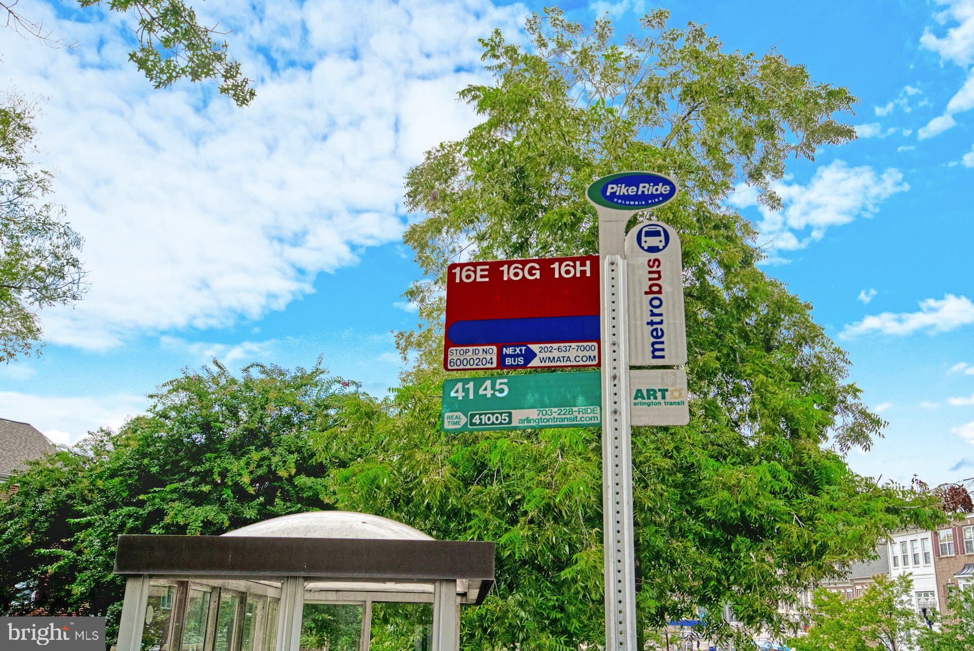 DUNDREE KNOLL - Residential