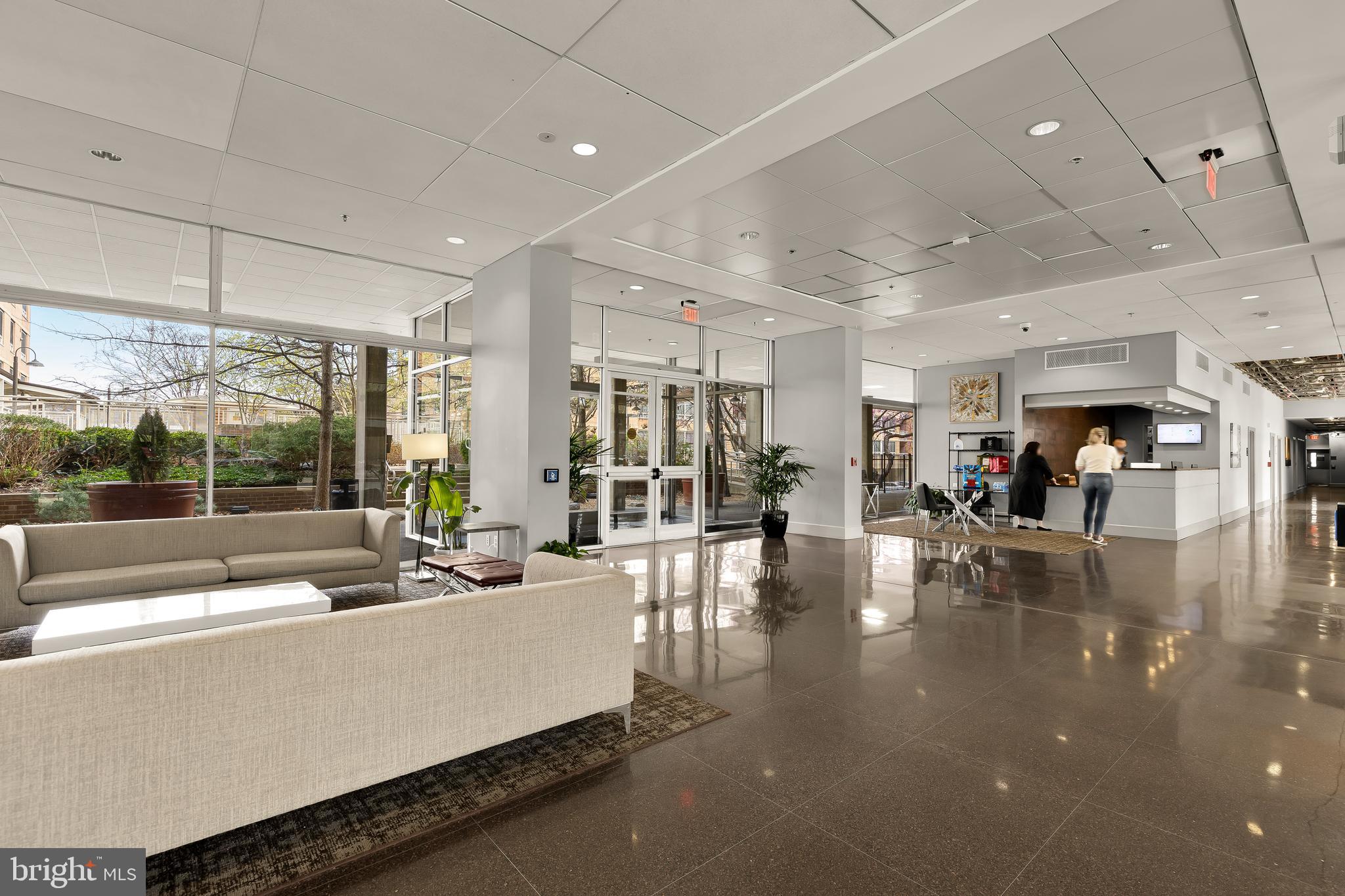 800 4TH STREET SW S409