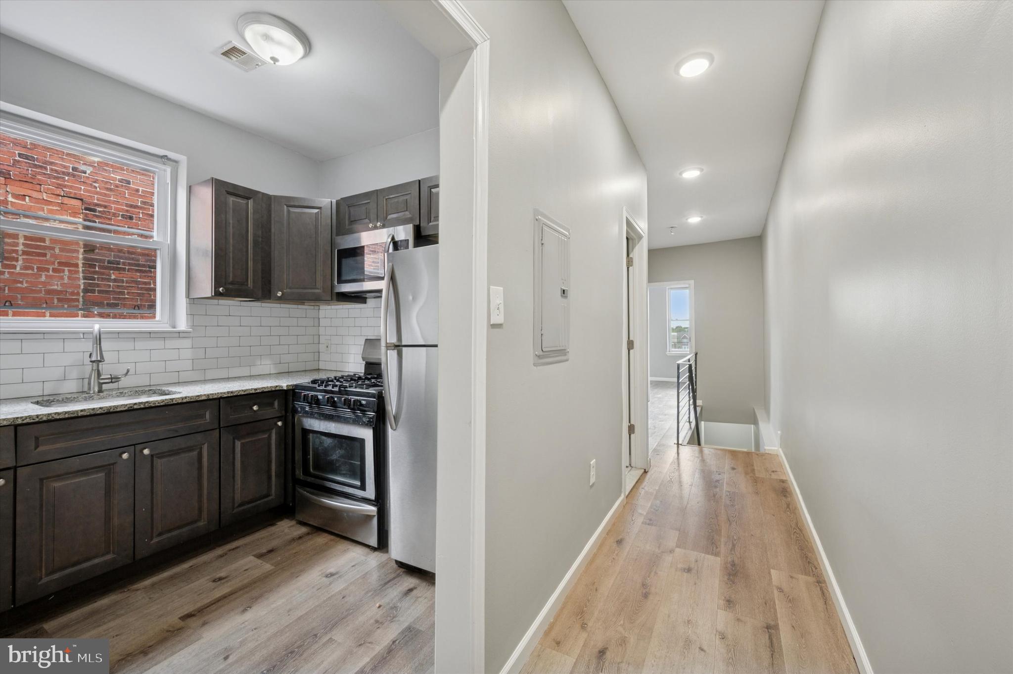 MILL CREEK - Residential