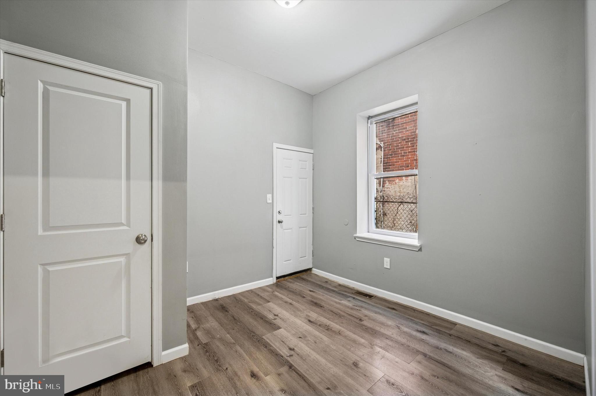 MILL CREEK - Residential