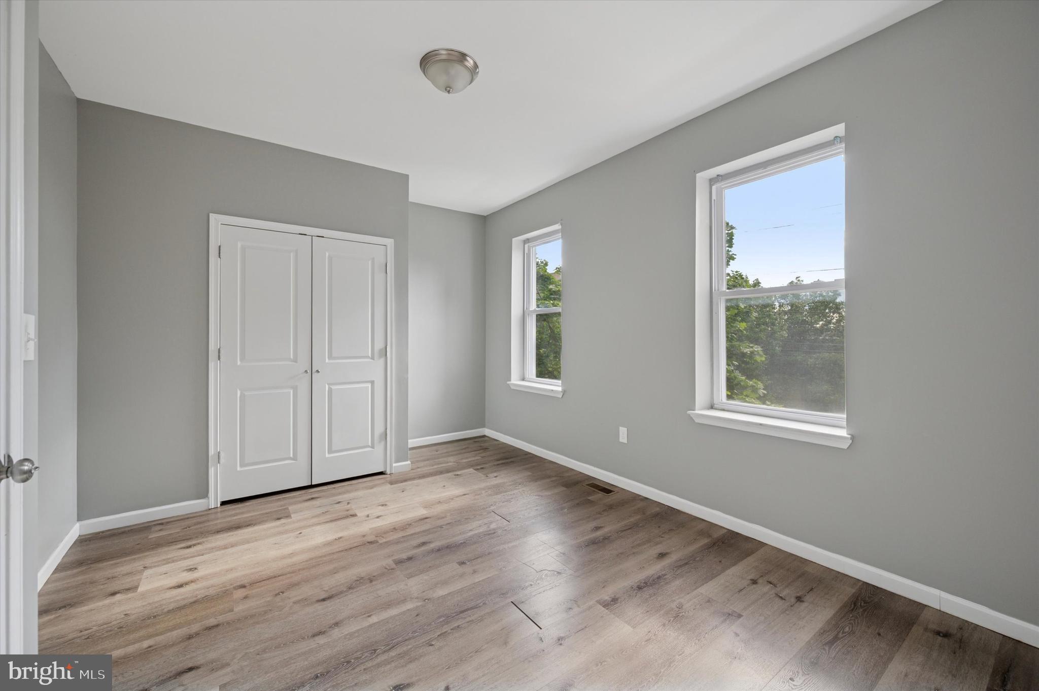 MILL CREEK - Residential