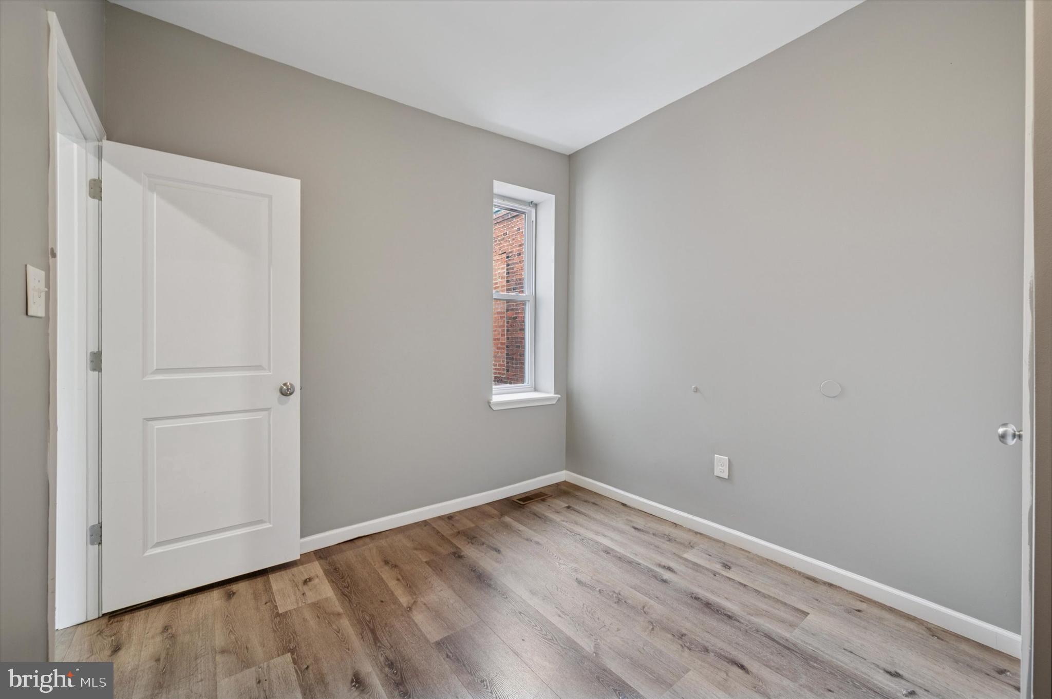 MILL CREEK - Residential