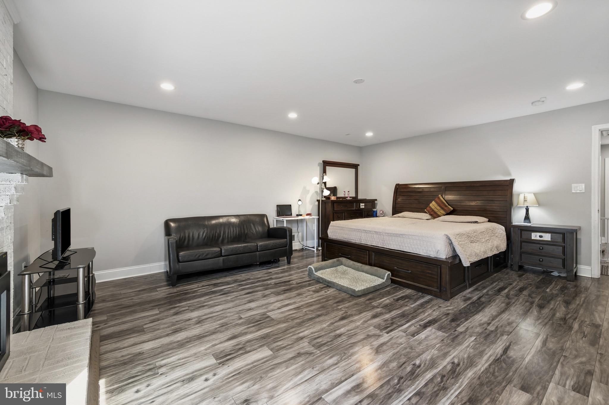 PARKRIDGE ESTATES - Residential