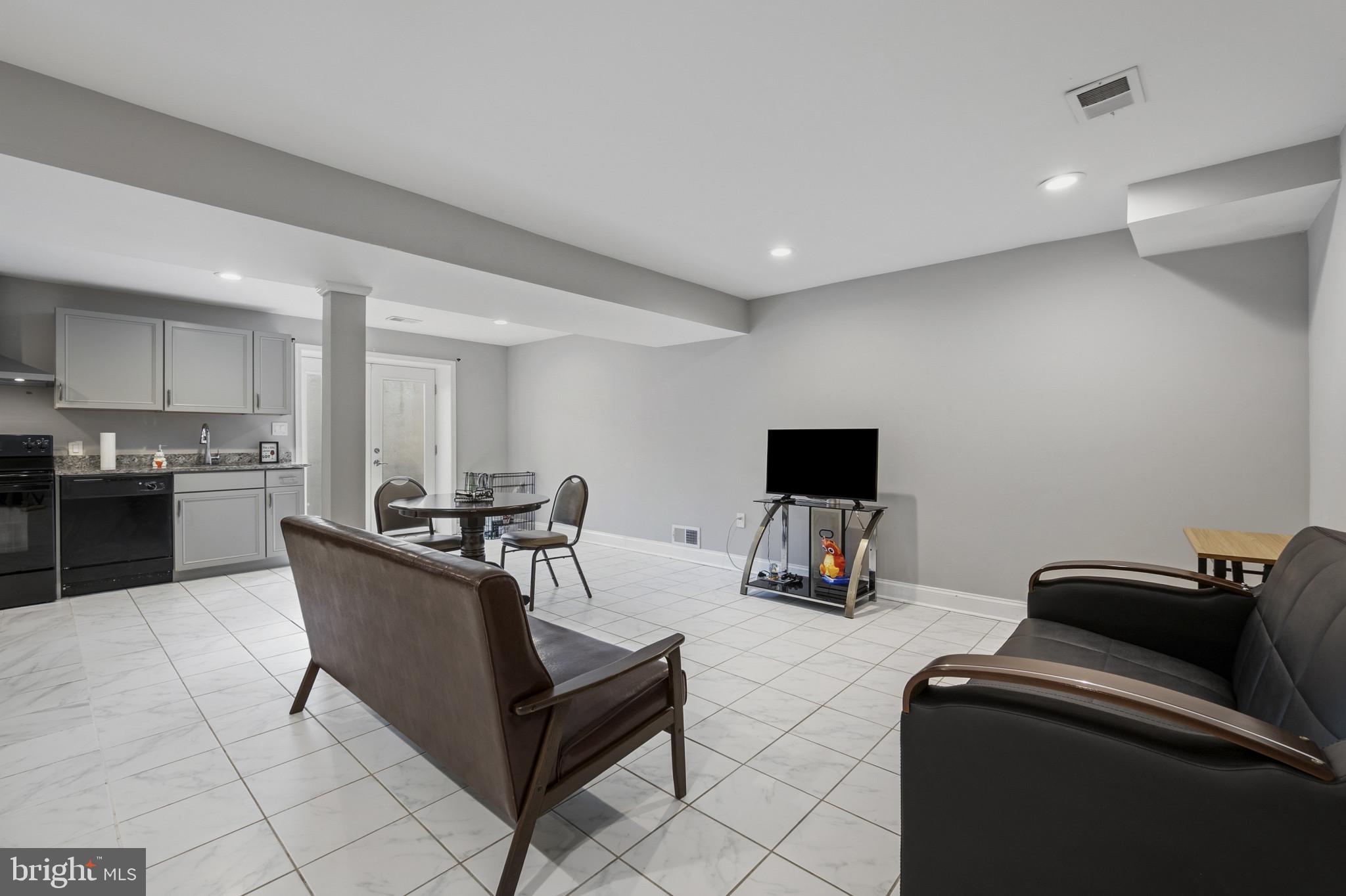 PARKRIDGE ESTATES - Residential