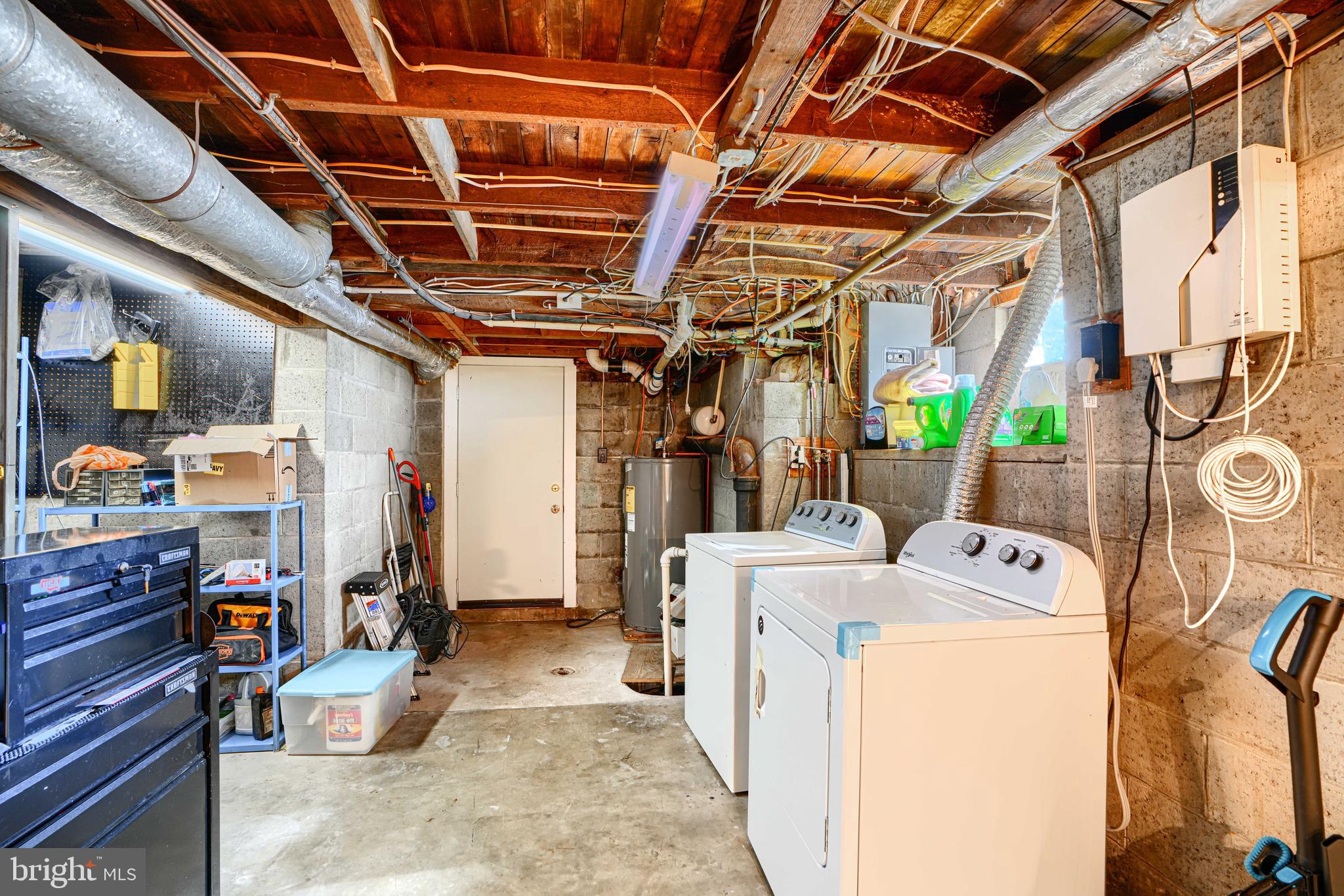 LONG BAR HARBOR - Residential