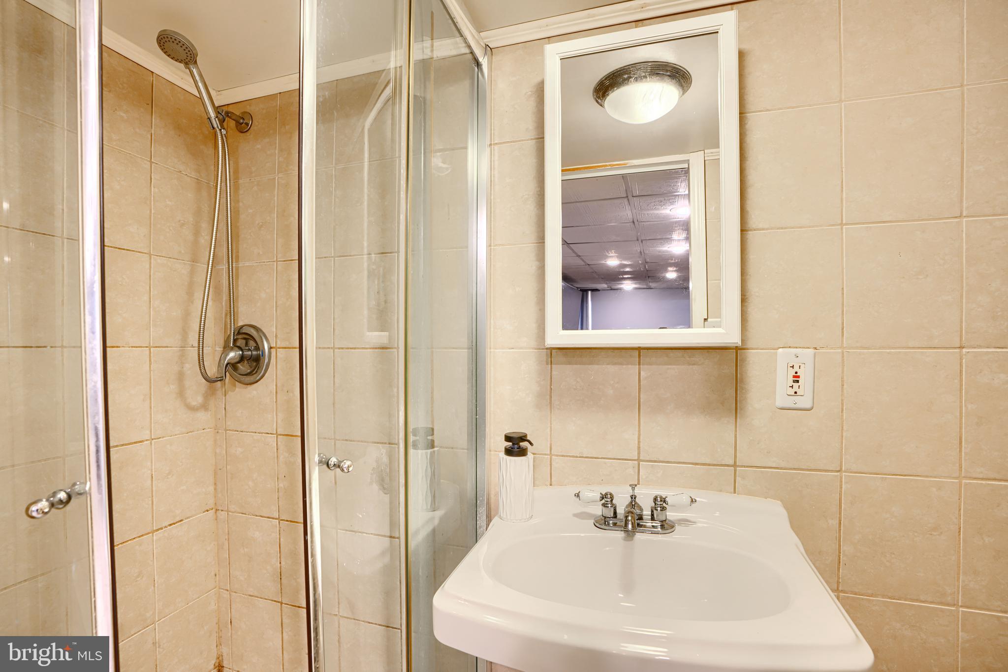 LONG BAR HARBOR - Residential