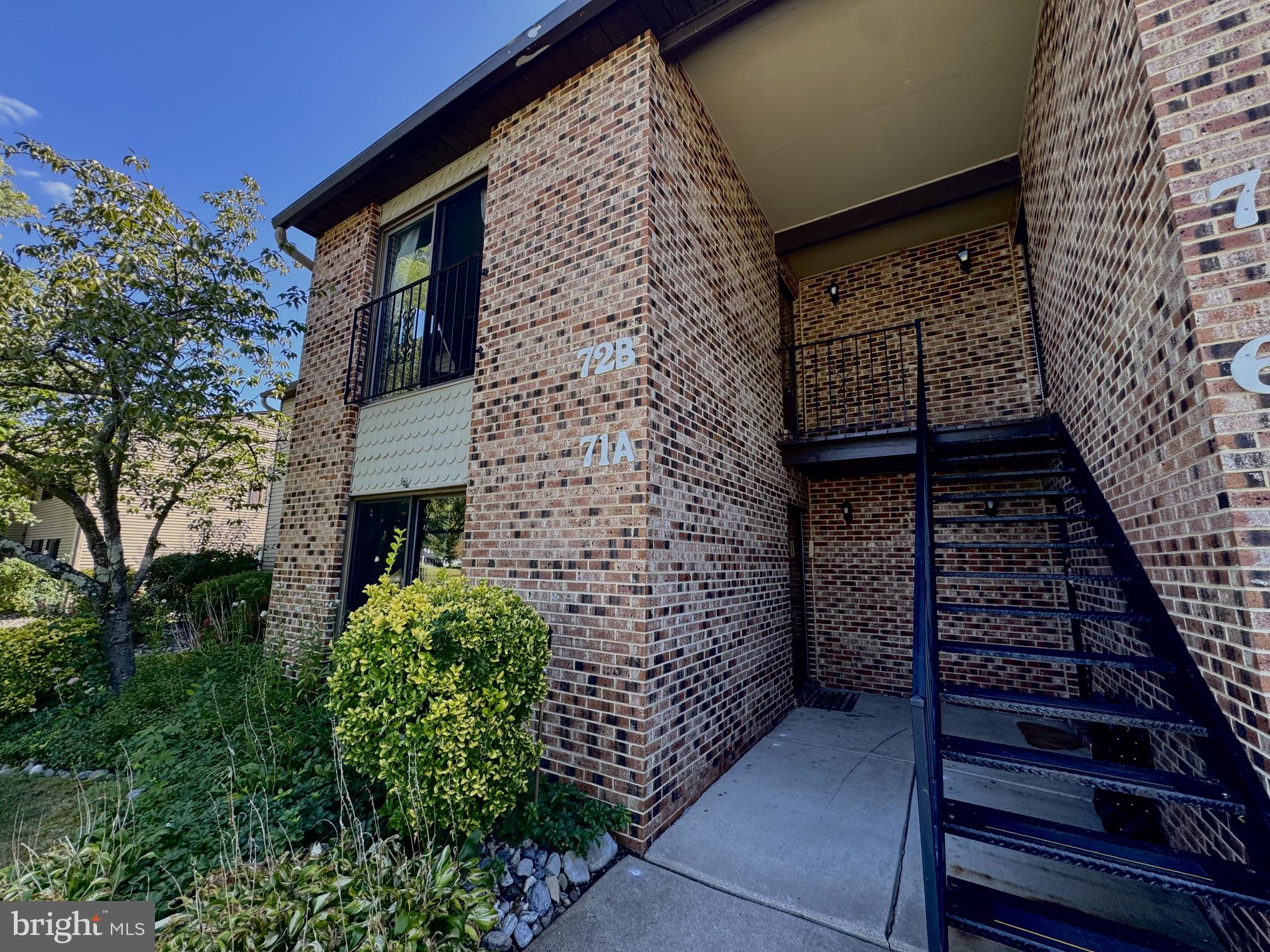 71 SUMAC COURT A