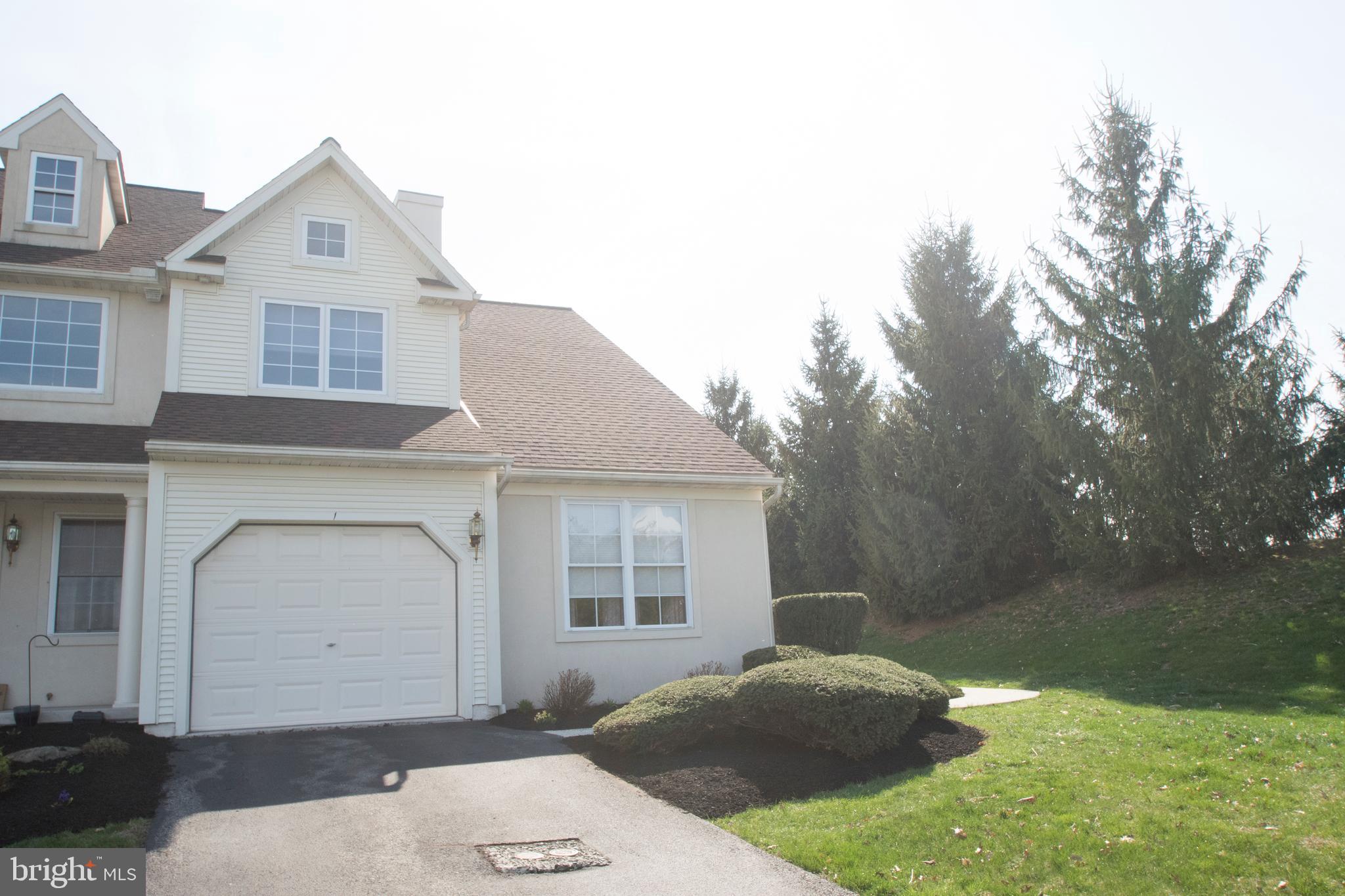 DEERFIELD VILLAGE - Residential