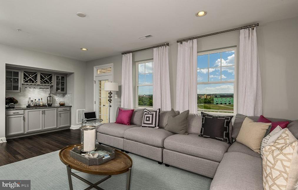 WESTVIEW SOUTH - Residential