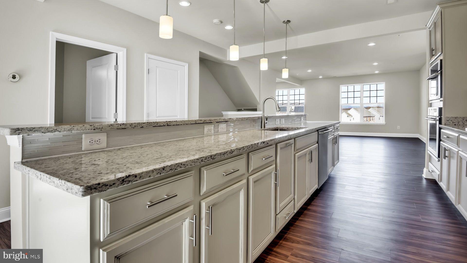 WESTVIEW SOUTH - Residential