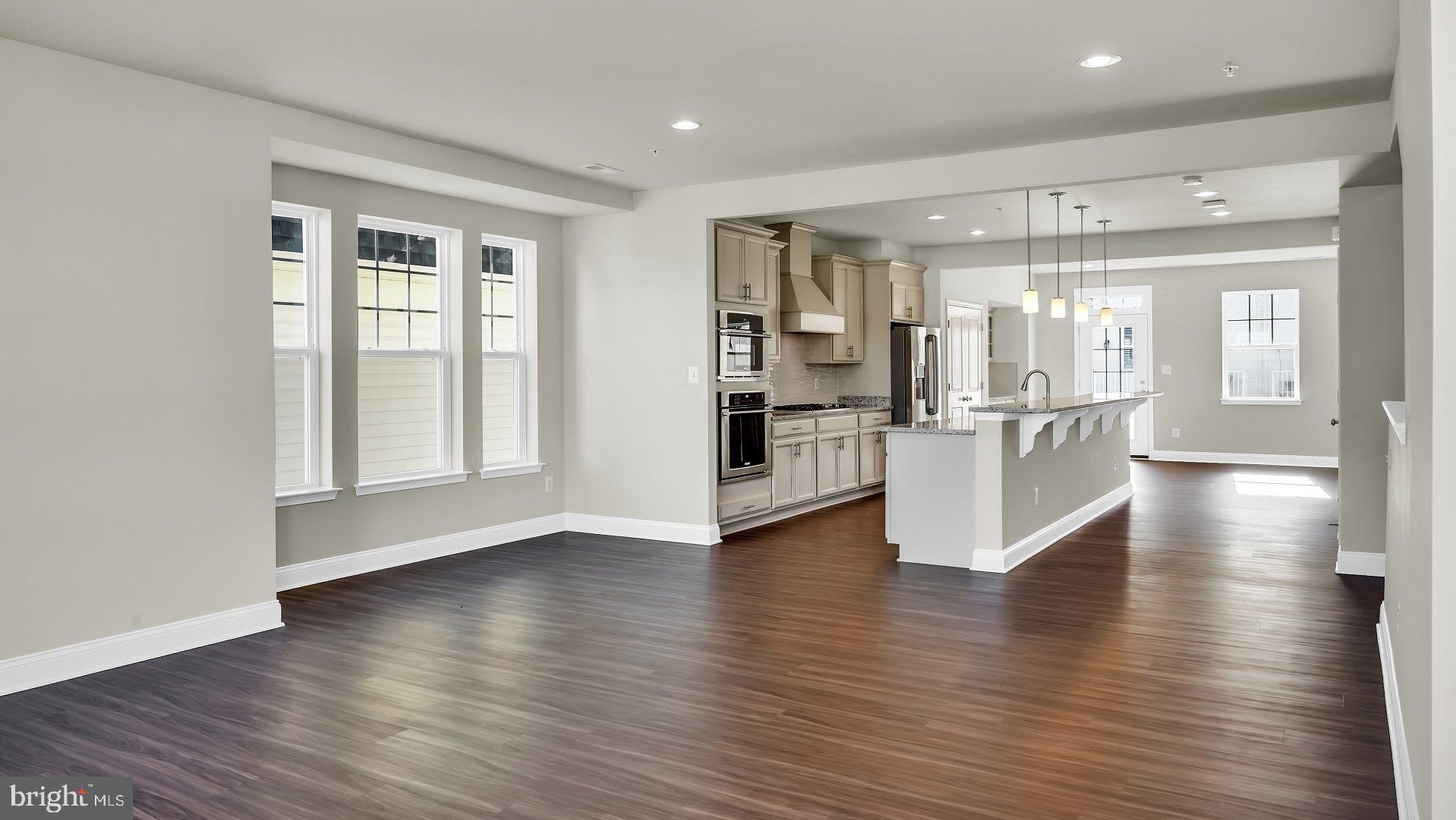 WESTVIEW SOUTH - Residential