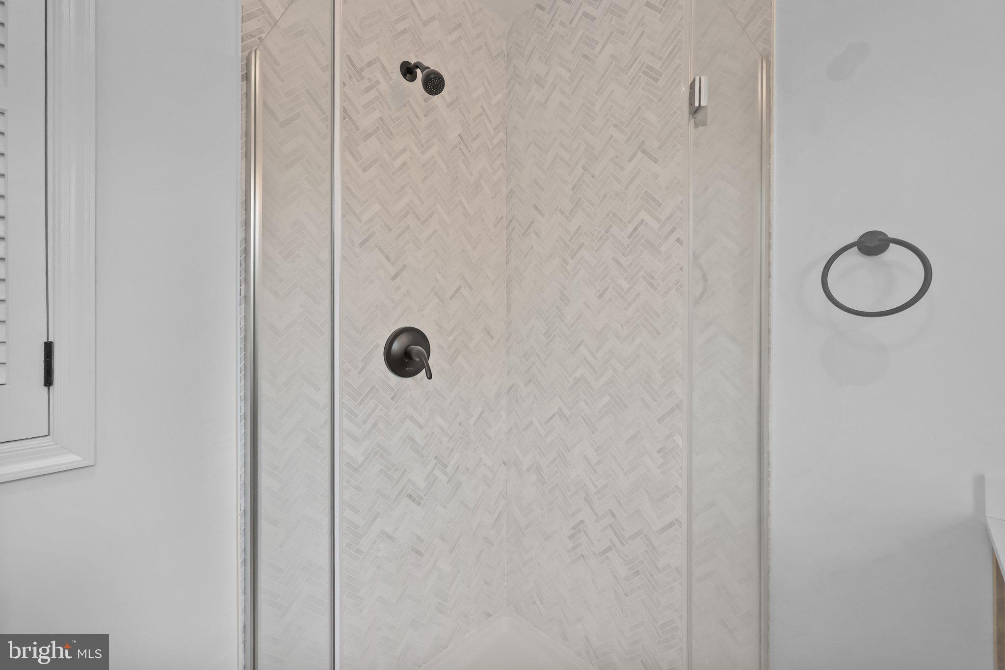 GREEN HILL - Residential