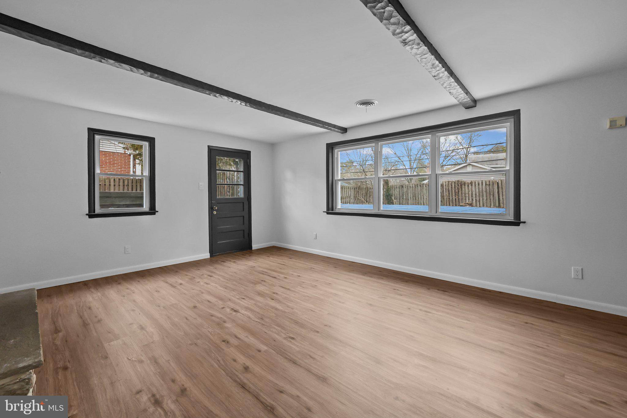 GREEN HILL - Residential