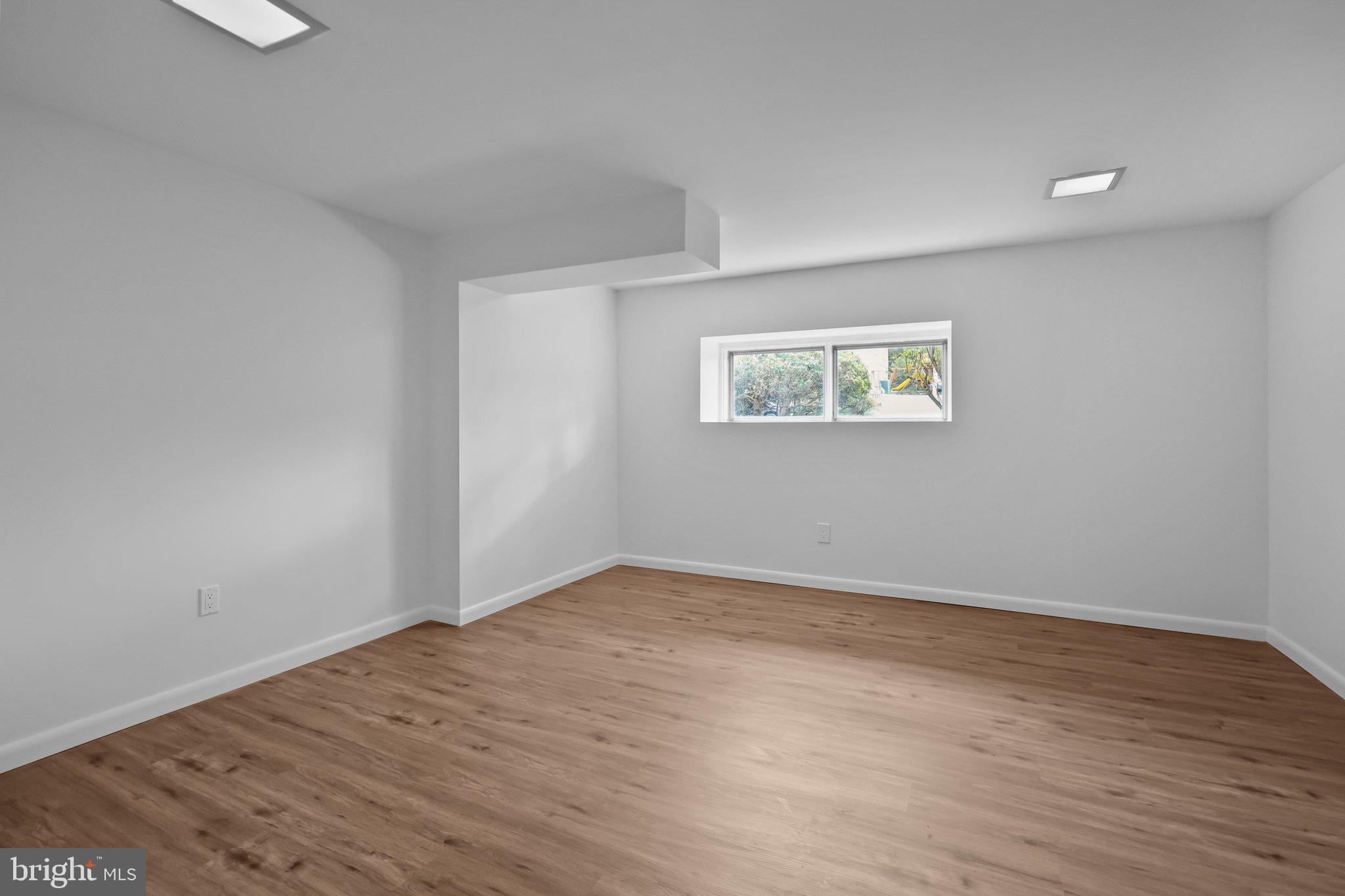 GREEN HILL - Residential