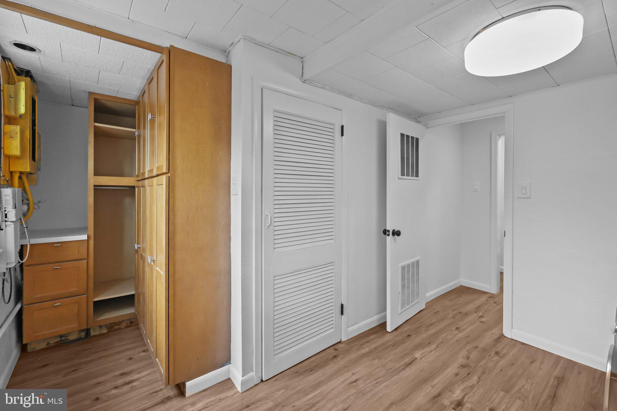 GREEN HILL - Residential