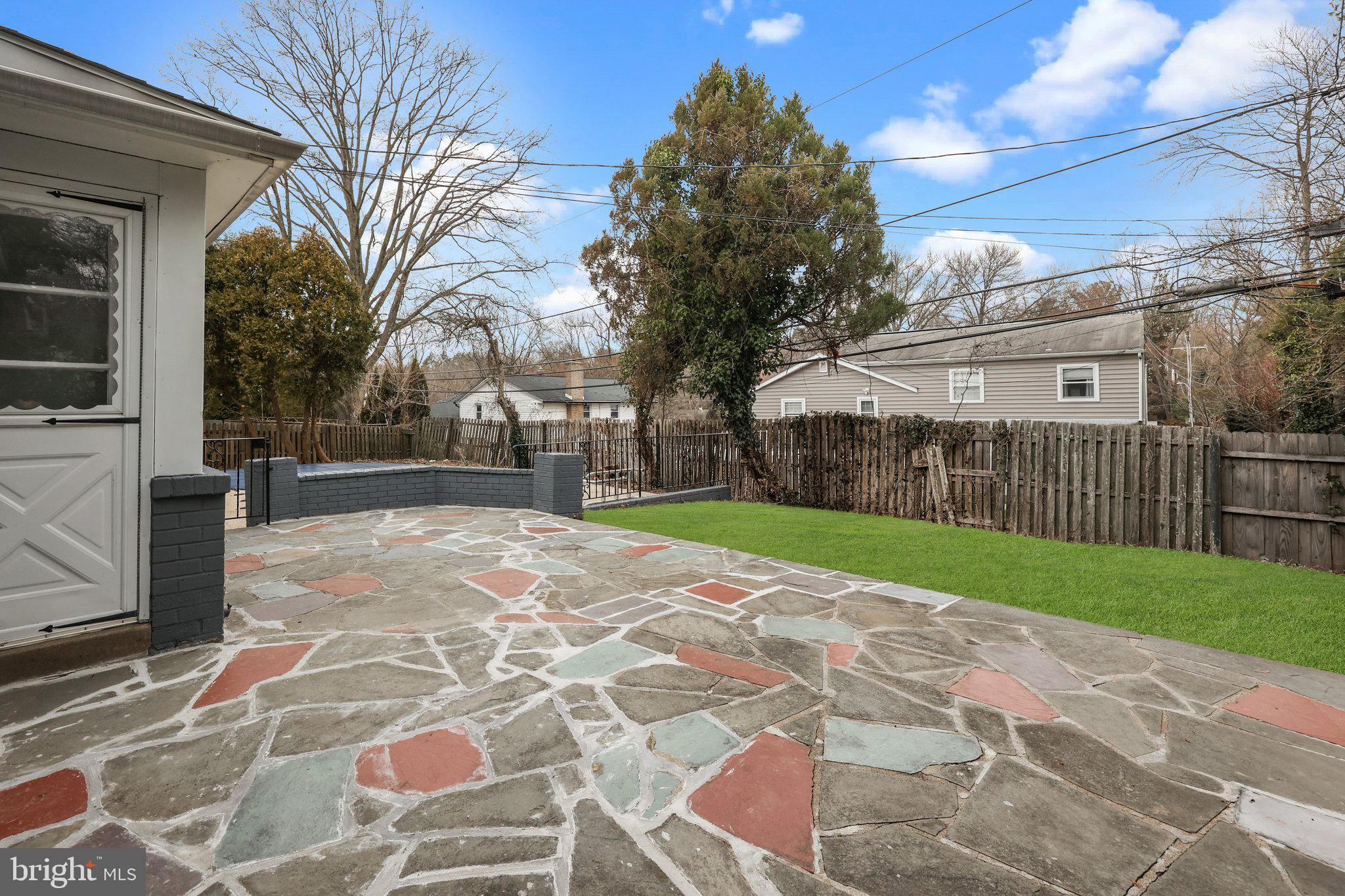 GREEN HILL - Residential