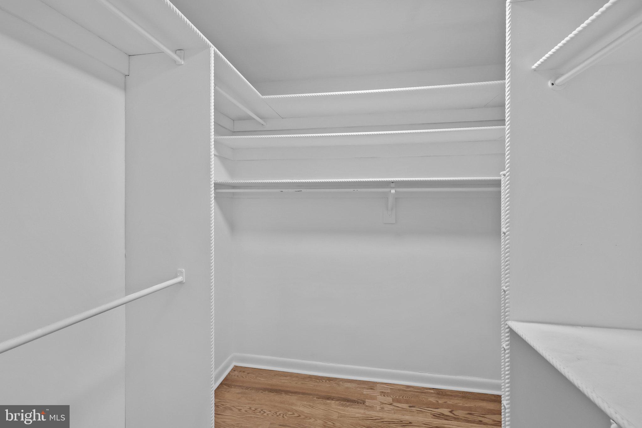 GREEN HILL - Residential