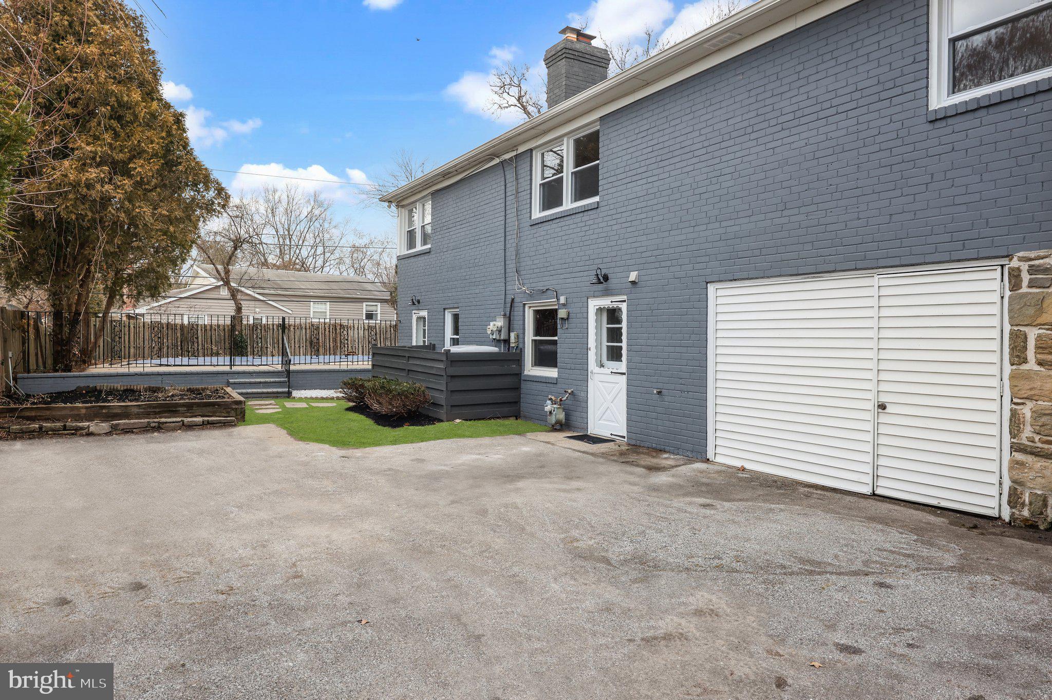 GREEN HILL - Residential