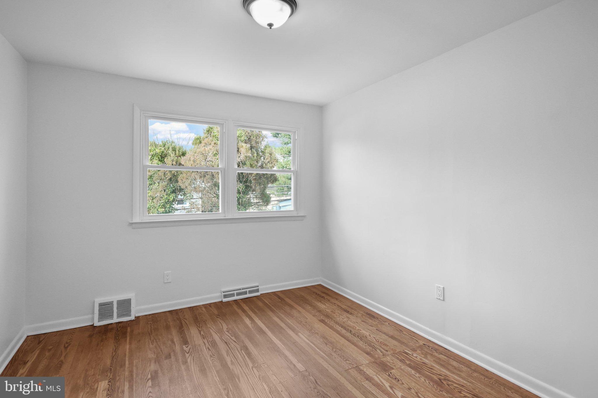 GREEN HILL - Residential