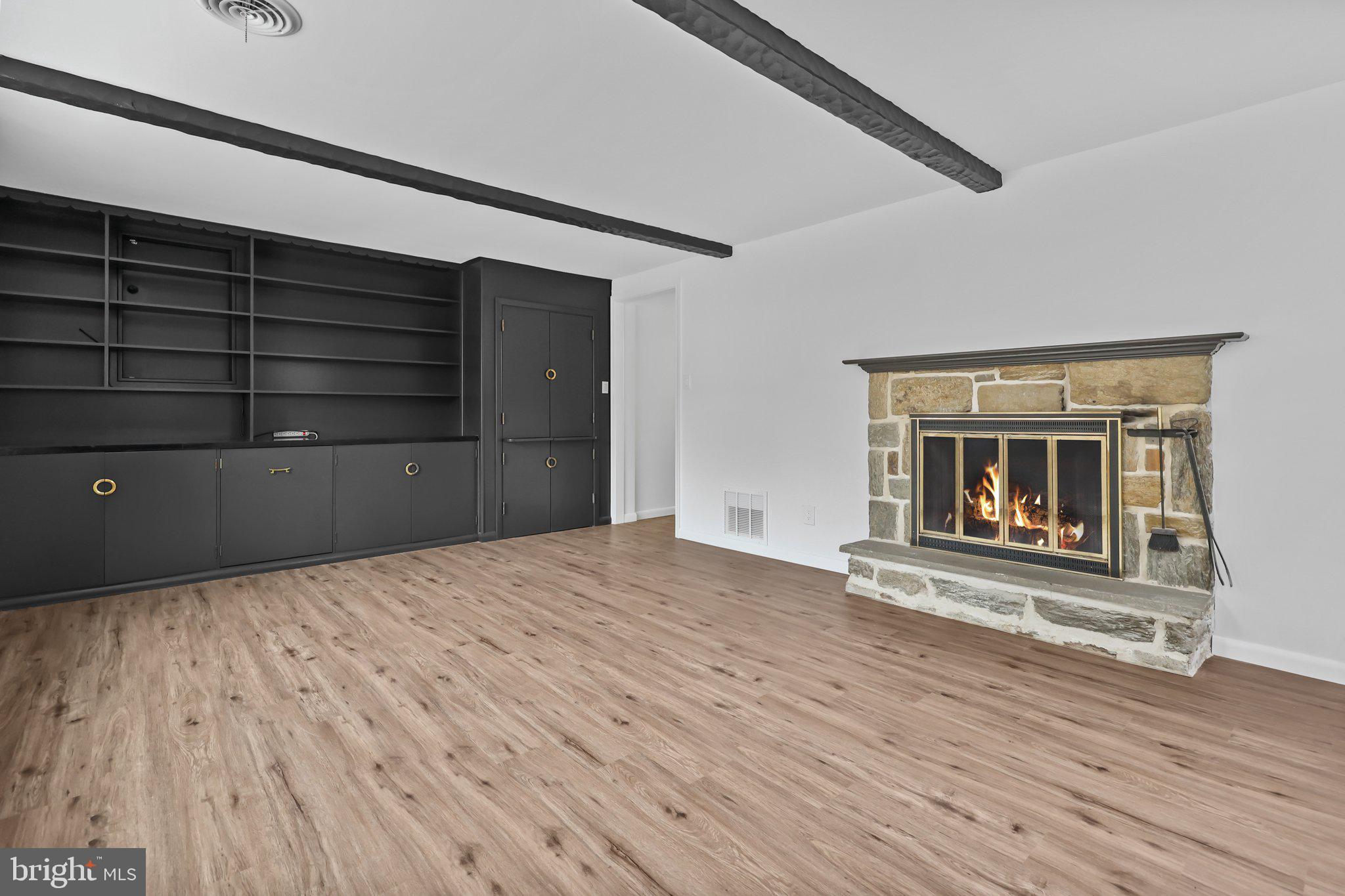 GREEN HILL - Residential