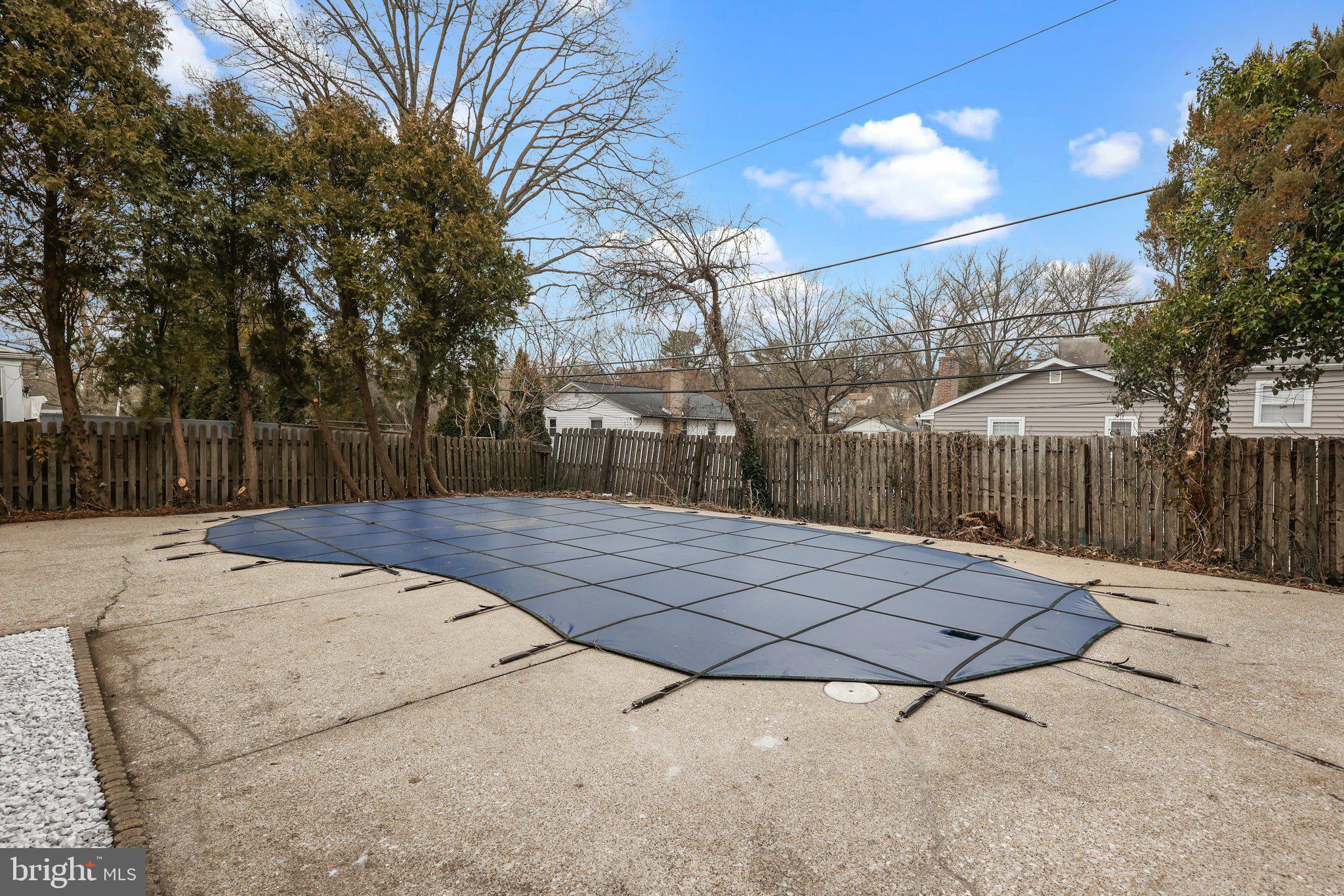 GREEN HILL - Residential