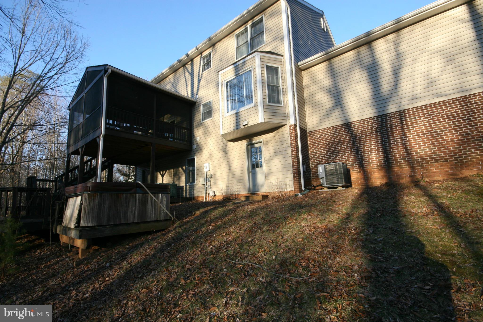 MONTCLAIR - Residential Lease