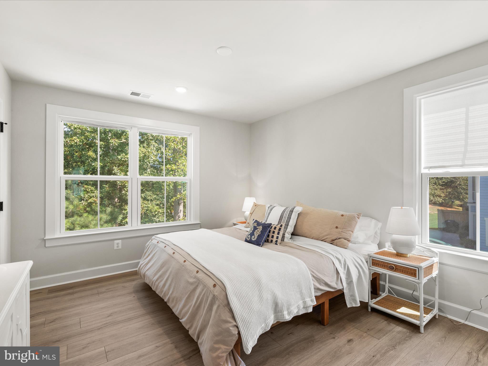 PENINSULA - Residential