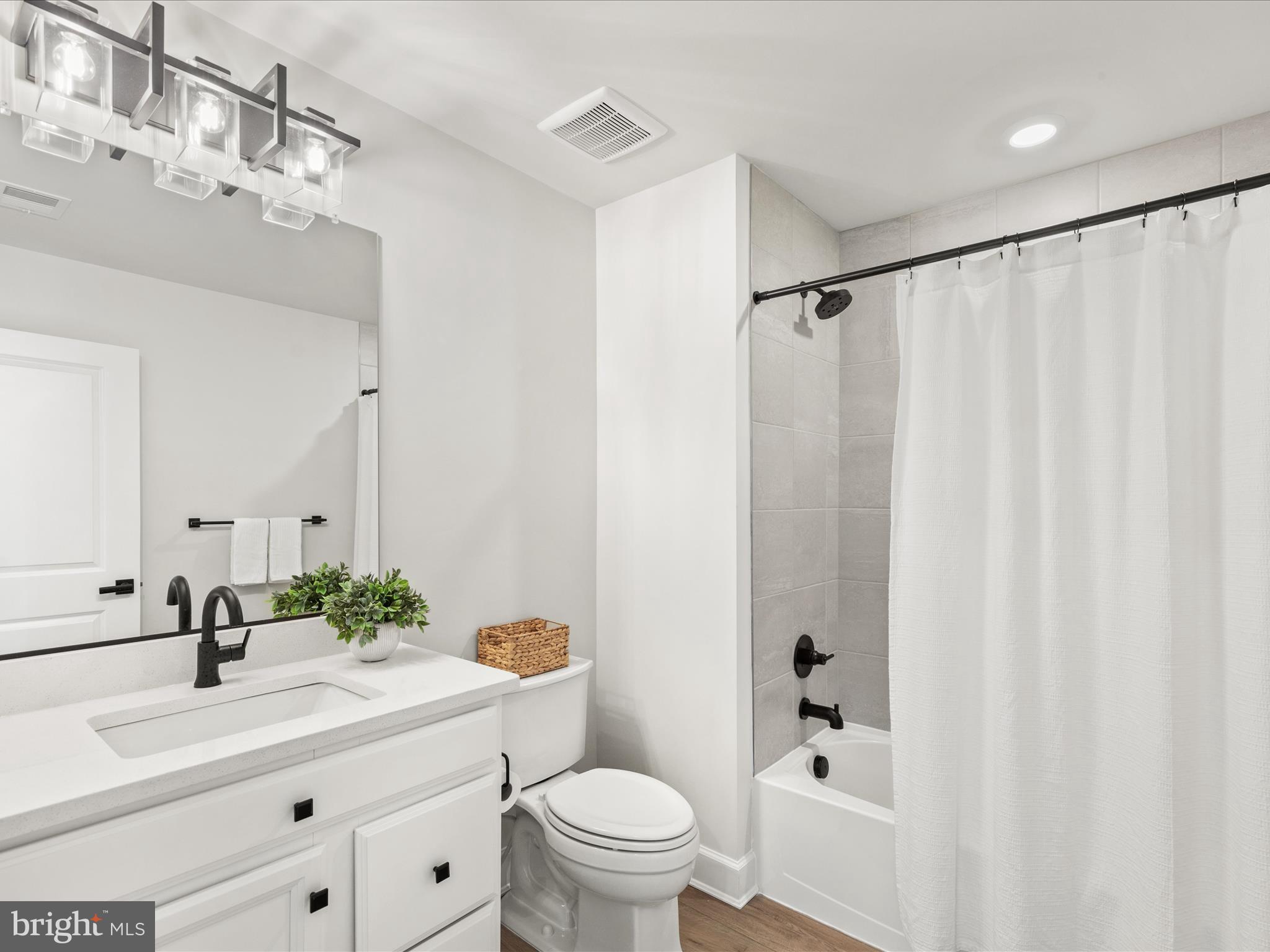 PENINSULA - Residential