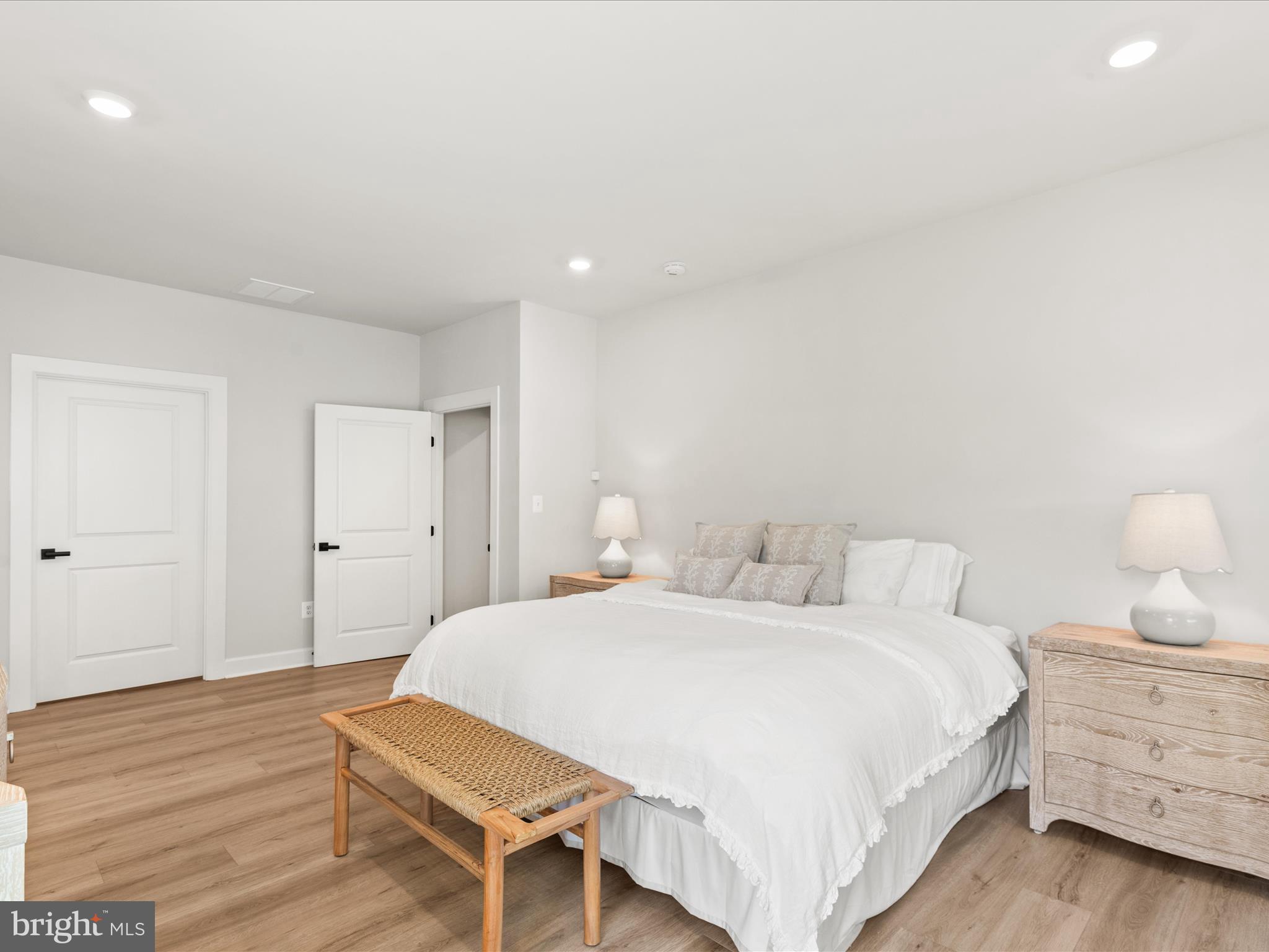 PENINSULA - Residential